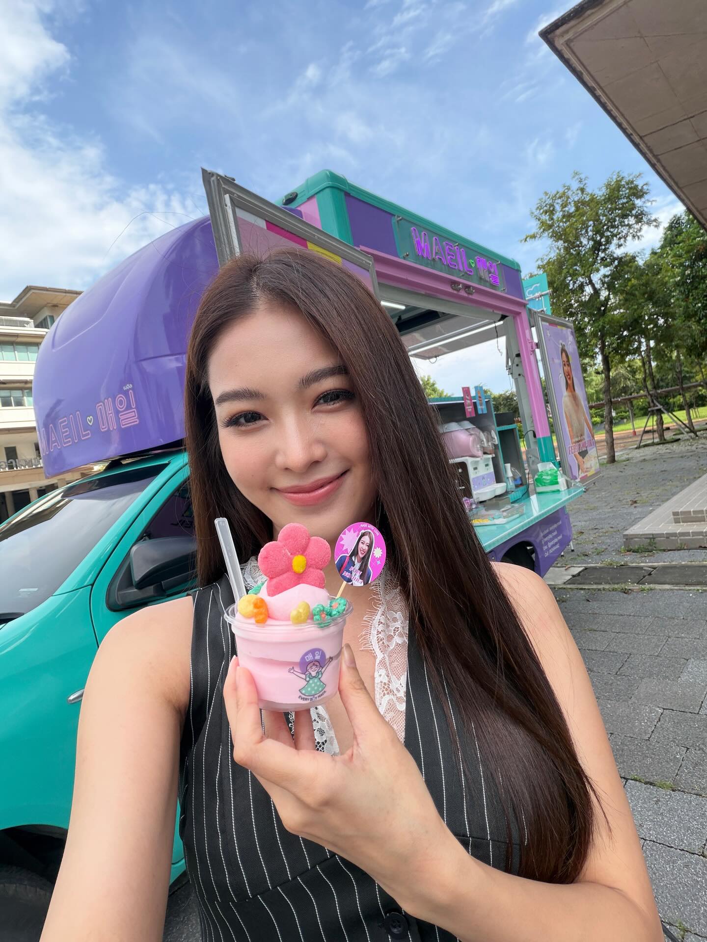 เฟิร์น - นพจิรา ฤกษ์ขจรนามกุล