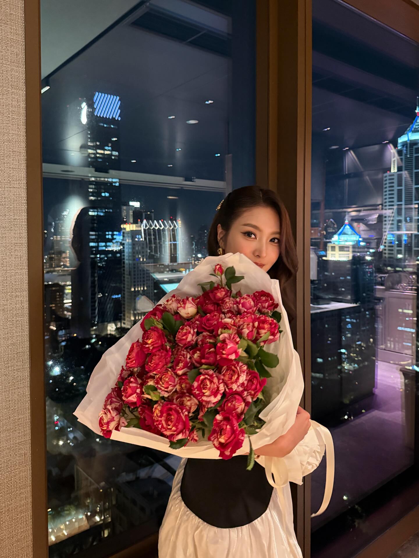 เฟิร์น - นพจิรา ฤกษ์ขจรนามกุล