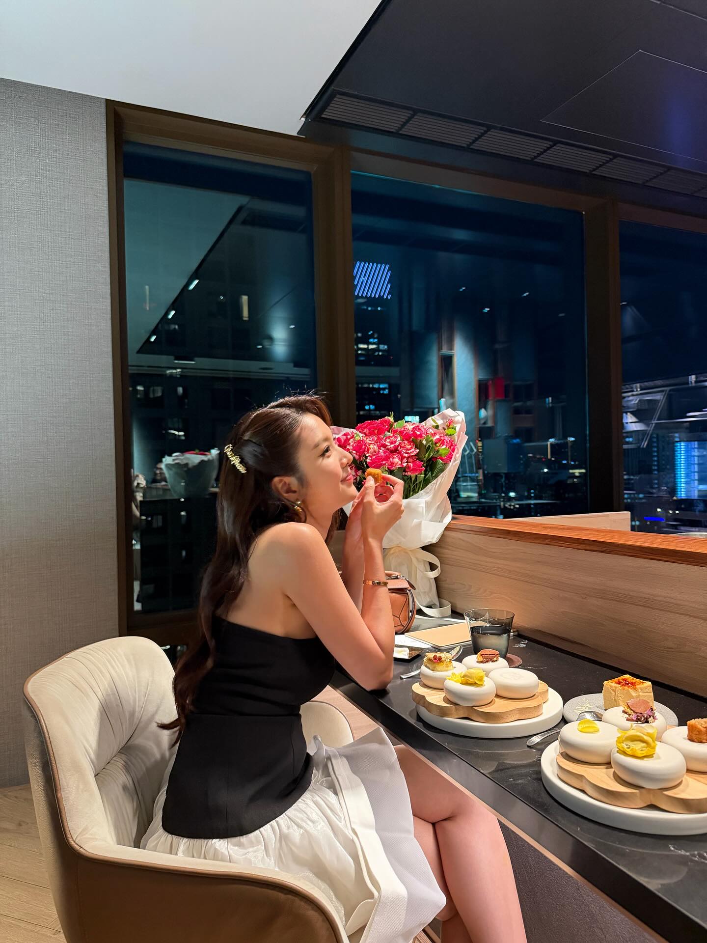 เฟิร์น - นพจิรา ฤกษ์ขจรนามกุล