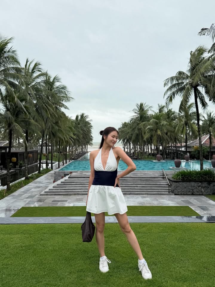 เฟิร์น - นพจิรา ฤกษ์ขจรนามกุล