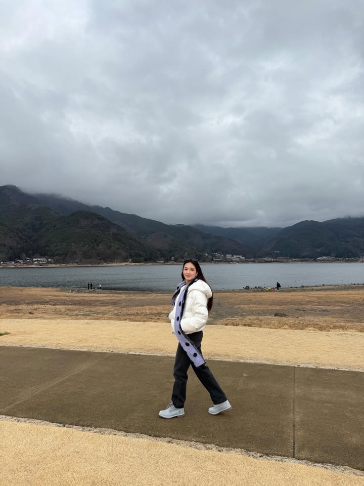 เฟิร์น - นพจิรา ฤกษ์ขจรนามกุล