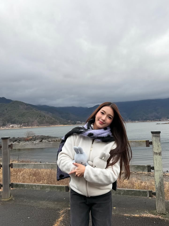 เฟิร์น - นพจิรา ฤกษ์ขจรนามกุล