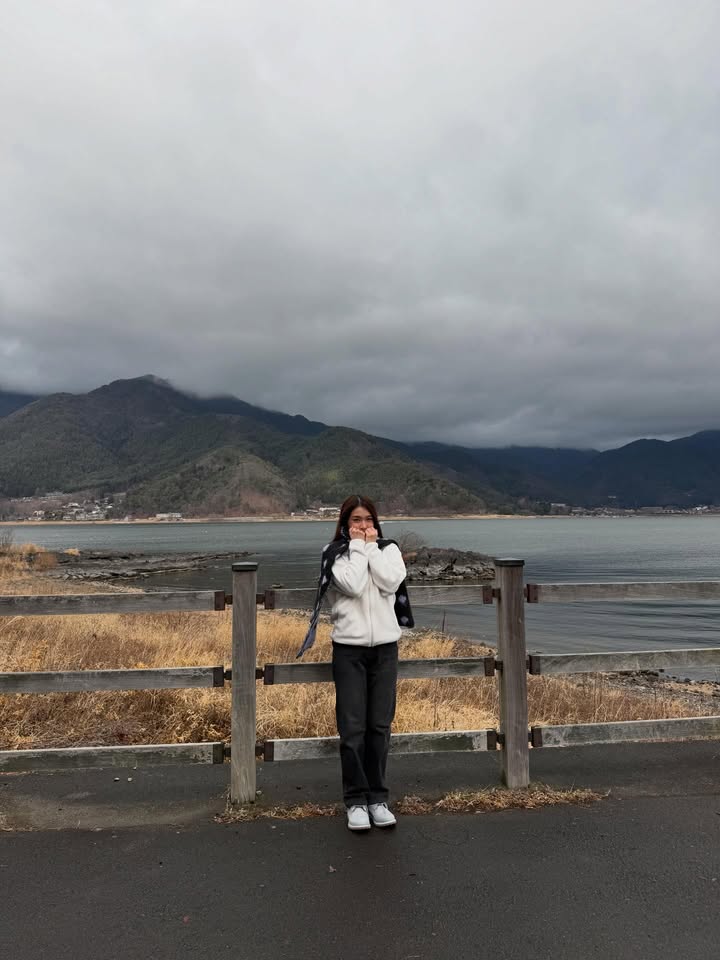 เฟิร์น - นพจิรา ฤกษ์ขจรนามกุล