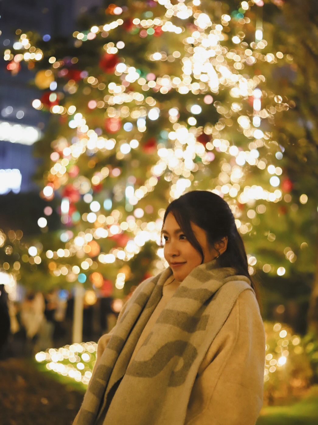 เฟิร์น - นพจิรา ฤกษ์ขจรนามกุล