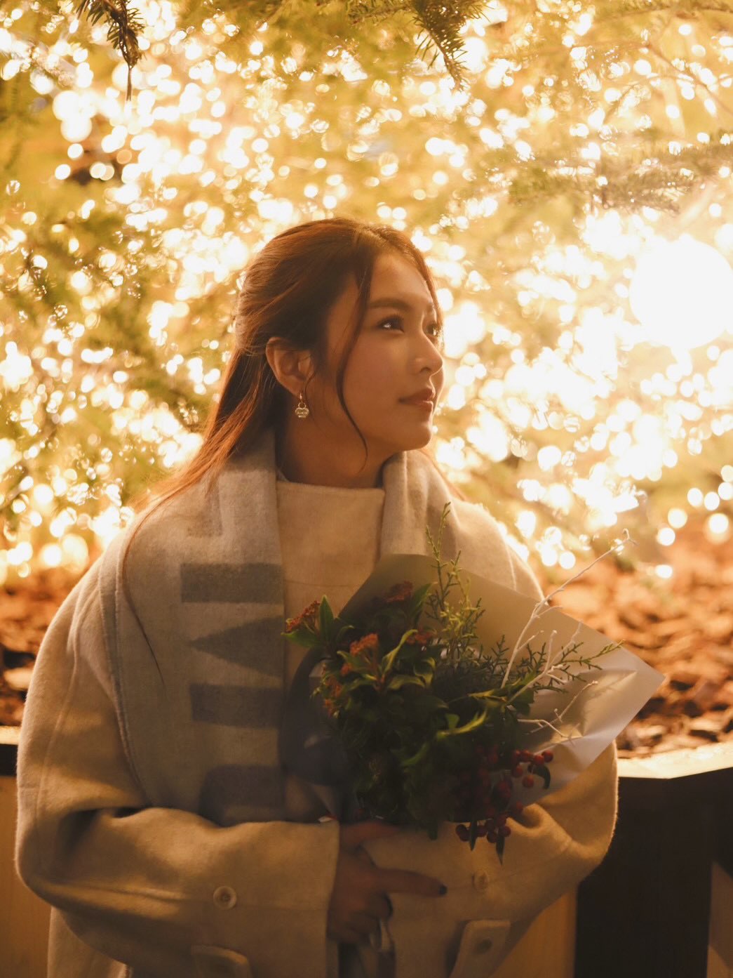 เฟิร์น - นพจิรา ฤกษ์ขจรนามกุล