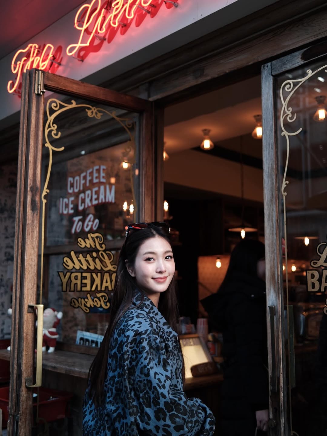 เฟิร์น - นพจิรา ฤกษ์ขจรนามกุล