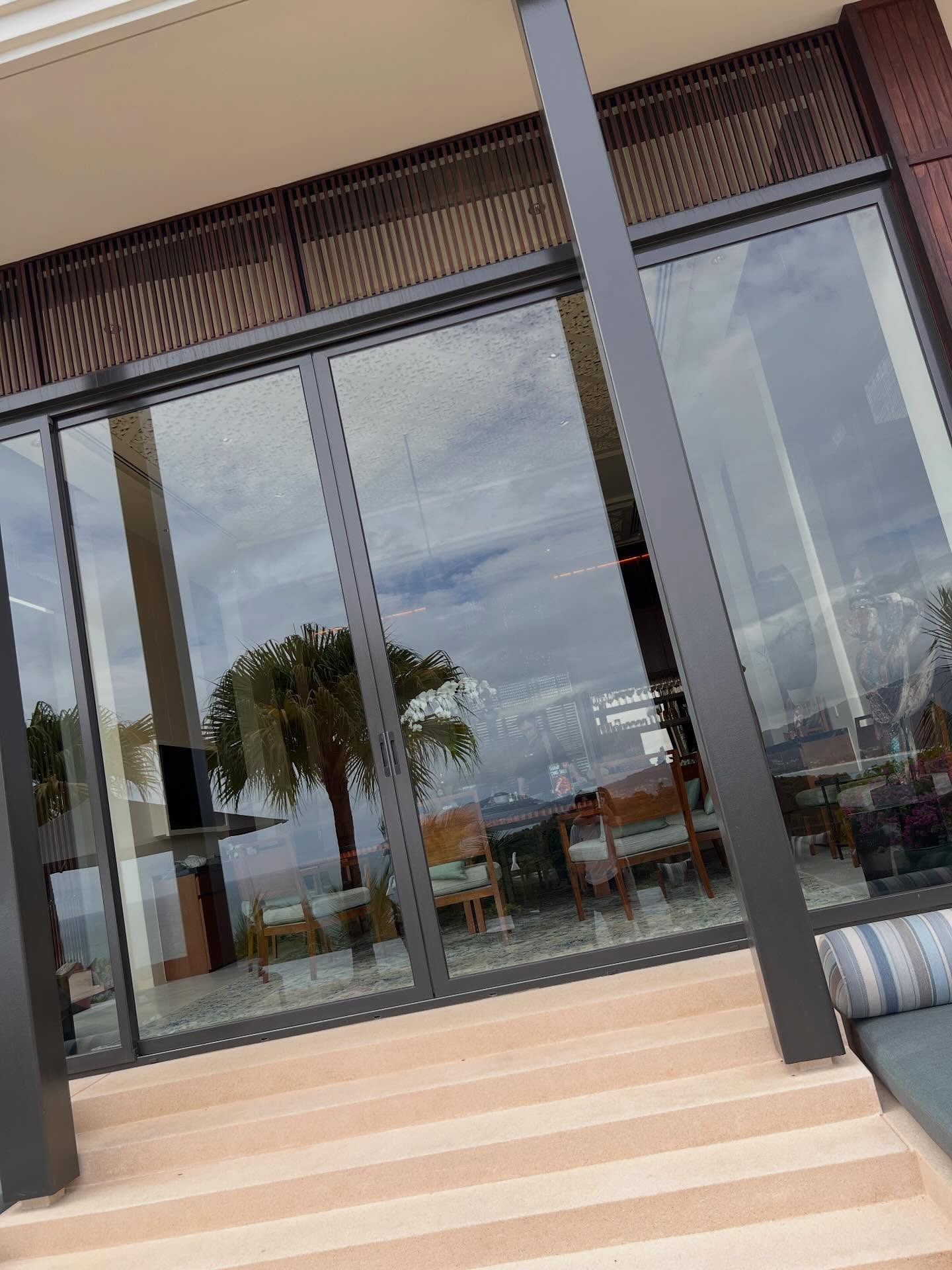 เฟิร์น - นพจิรา ฤกษ์ขจรนามกุล