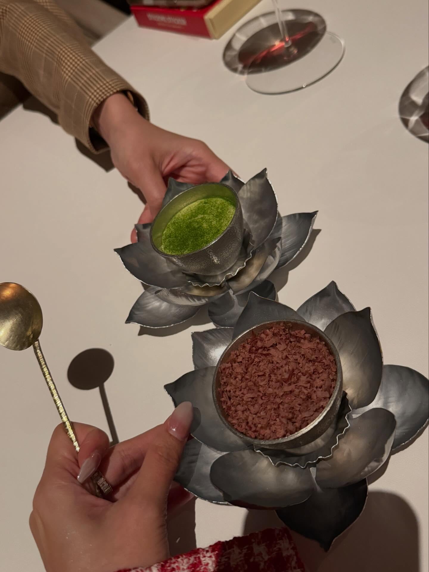 เฟิร์น - นพจิรา ฤกษ์ขจรนามกุล