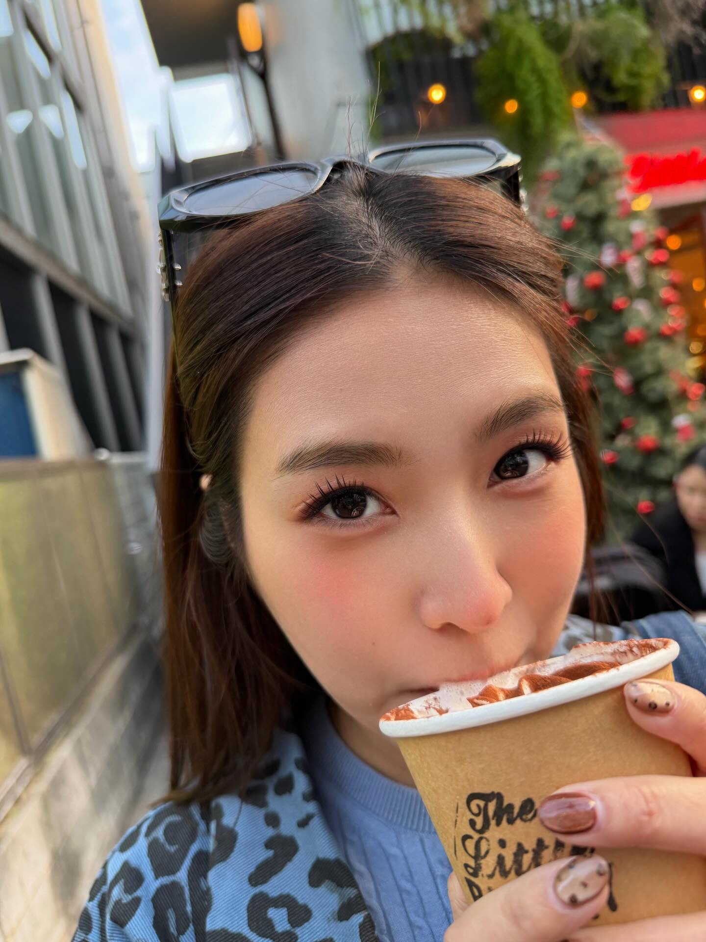 เฟิร์น - นพจิรา ฤกษ์ขจรนามกุล