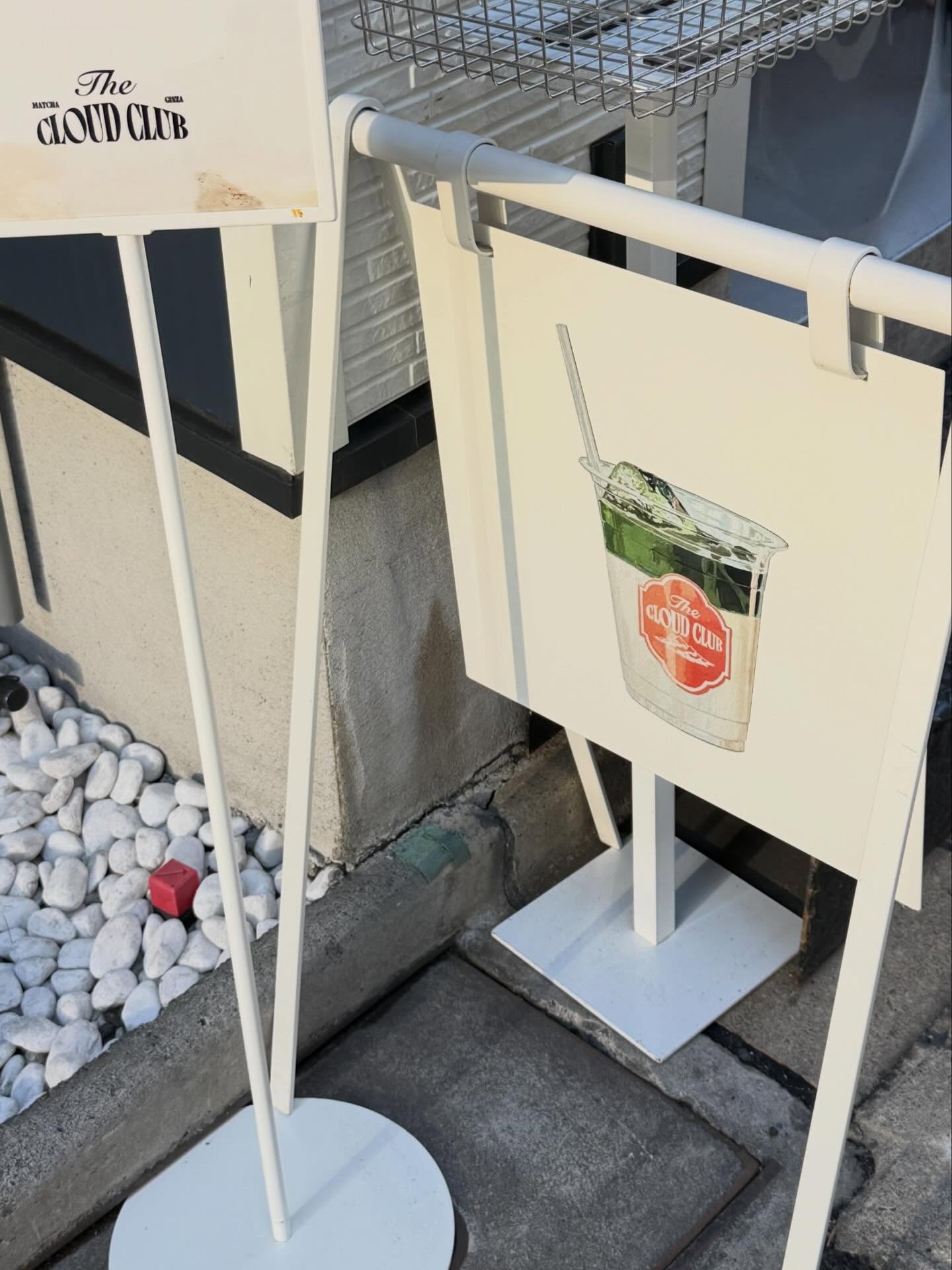 เฟิร์น - นพจิรา ฤกษ์ขจรนามกุล