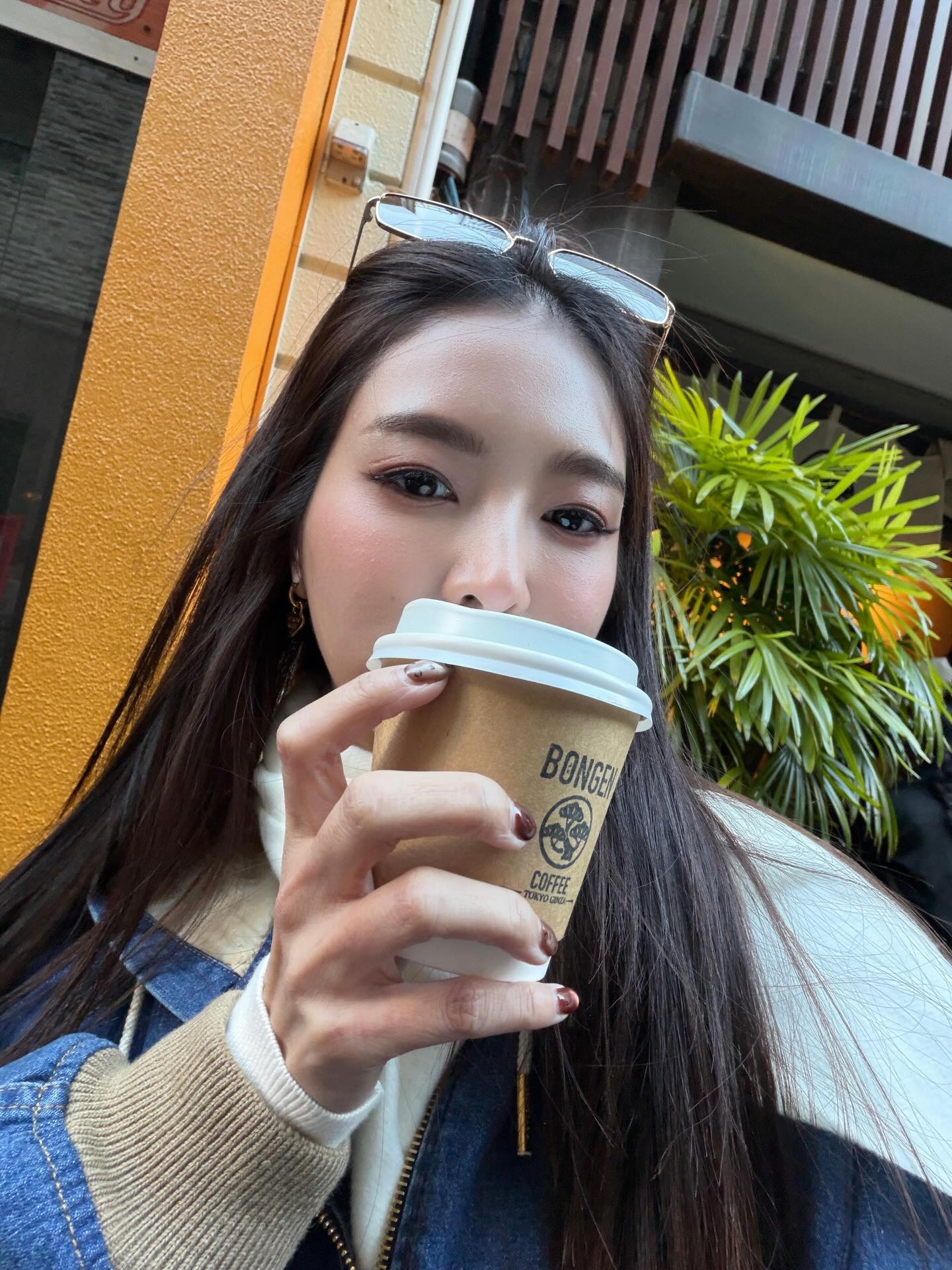 เฟิร์น - นพจิรา ฤกษ์ขจรนามกุล