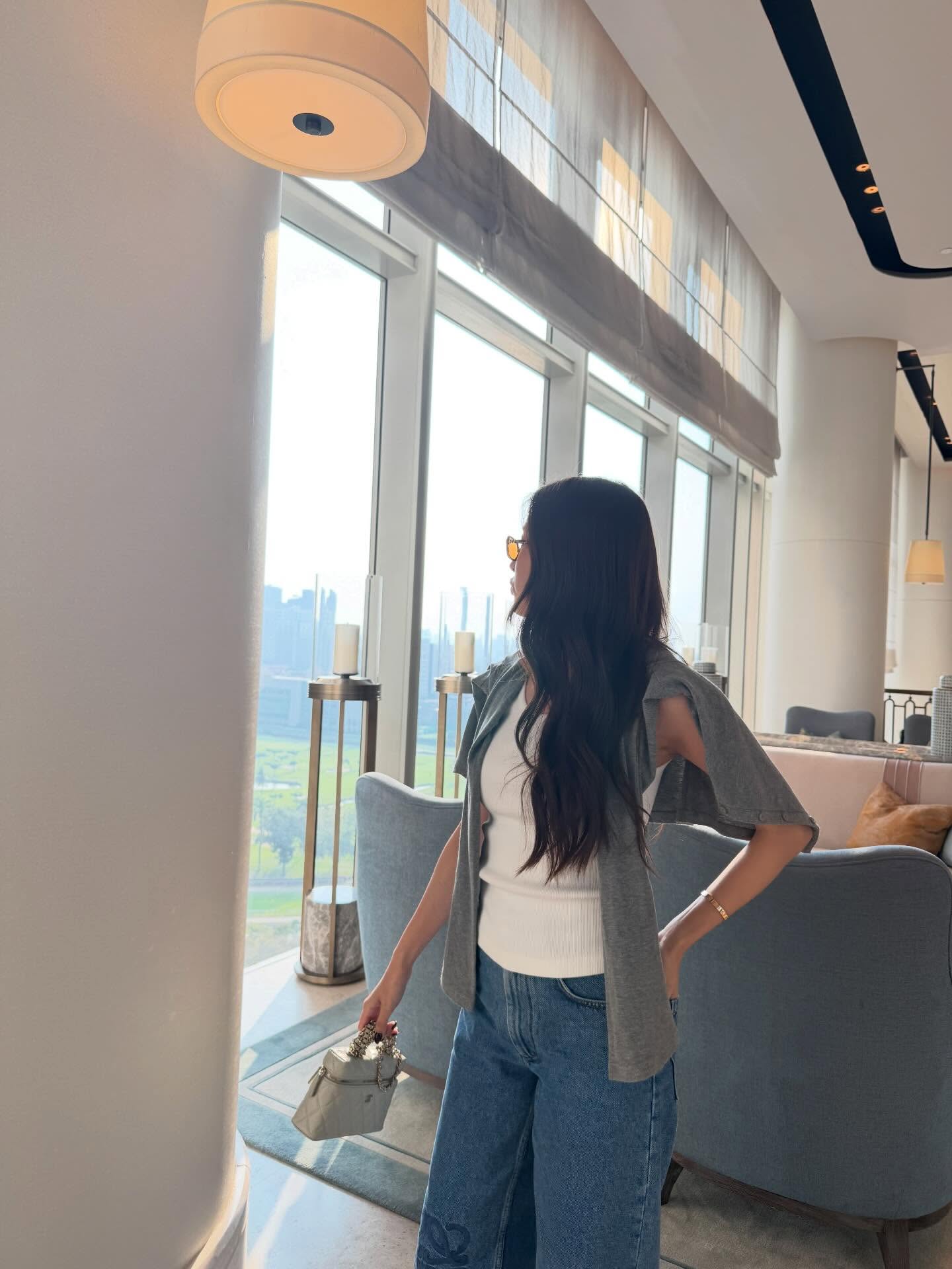 เฟิร์น - นพจิรา ฤกษ์ขจรนามกุล