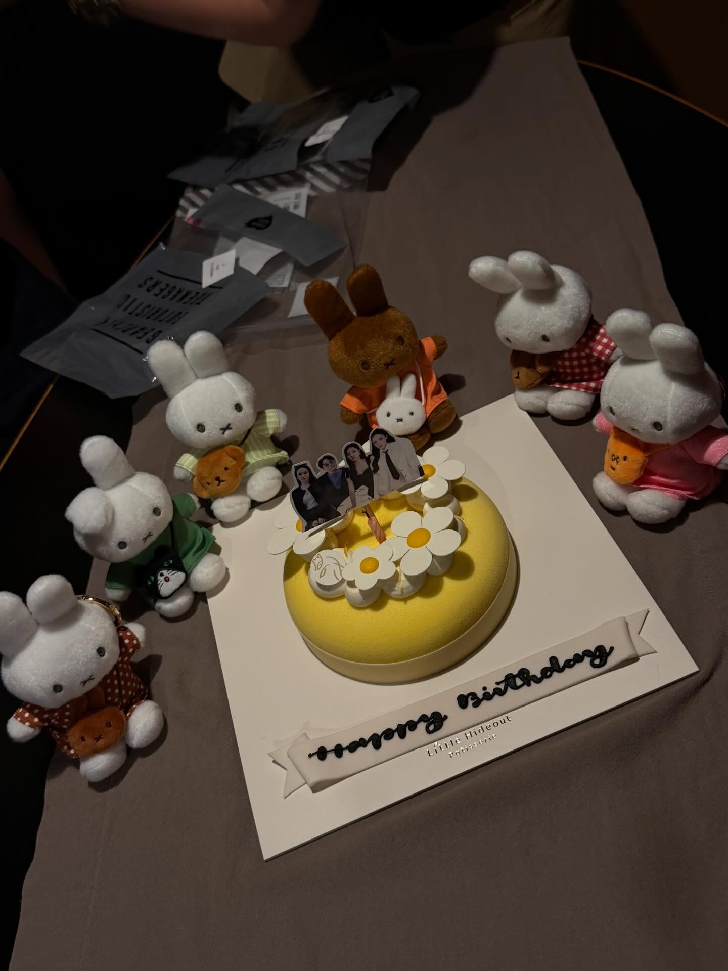 เฟิร์น - นพจิรา ฤกษ์ขจรนามกุล