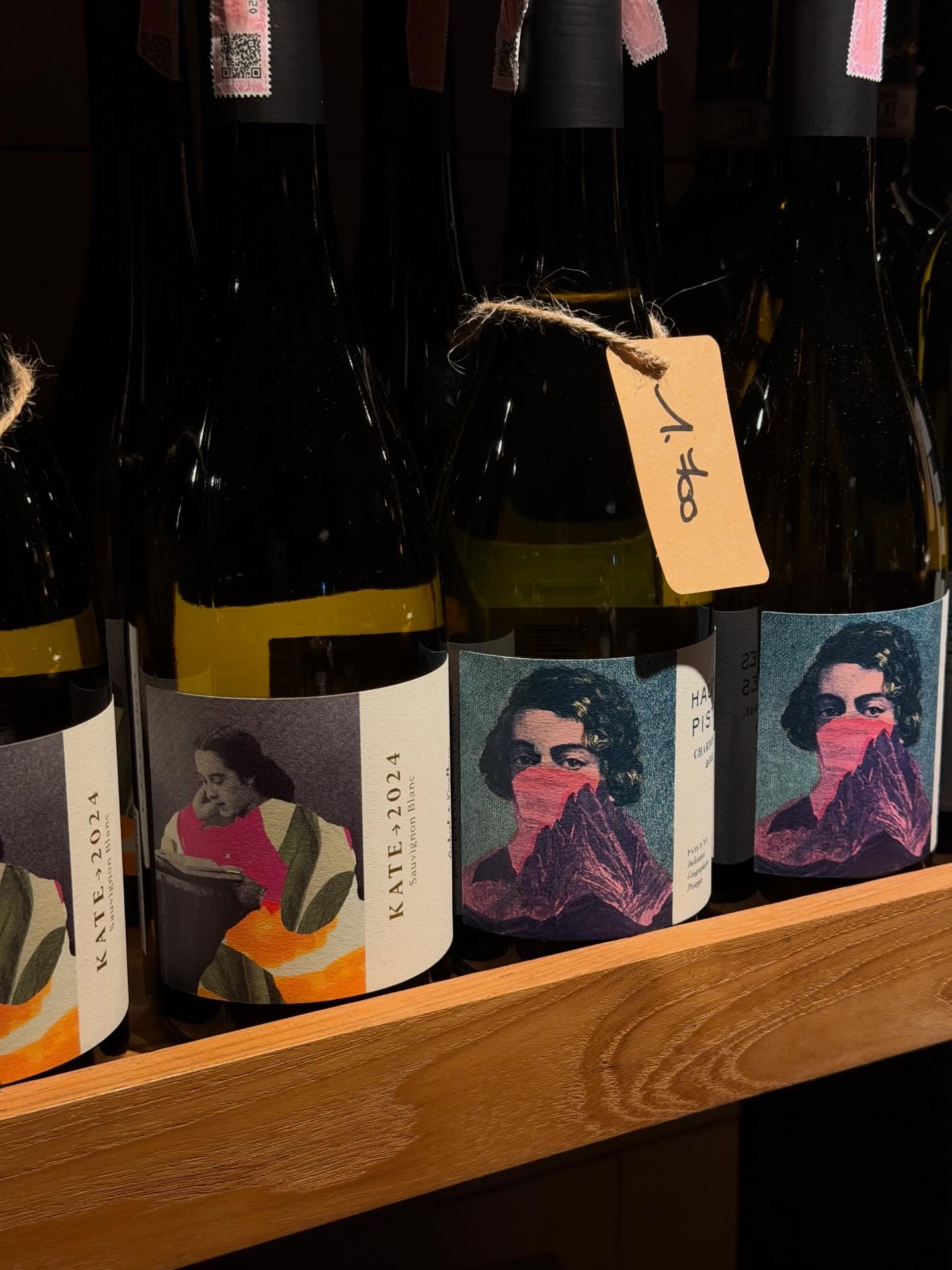 เฟิร์น - นพจิรา ฤกษ์ขจรนามกุล