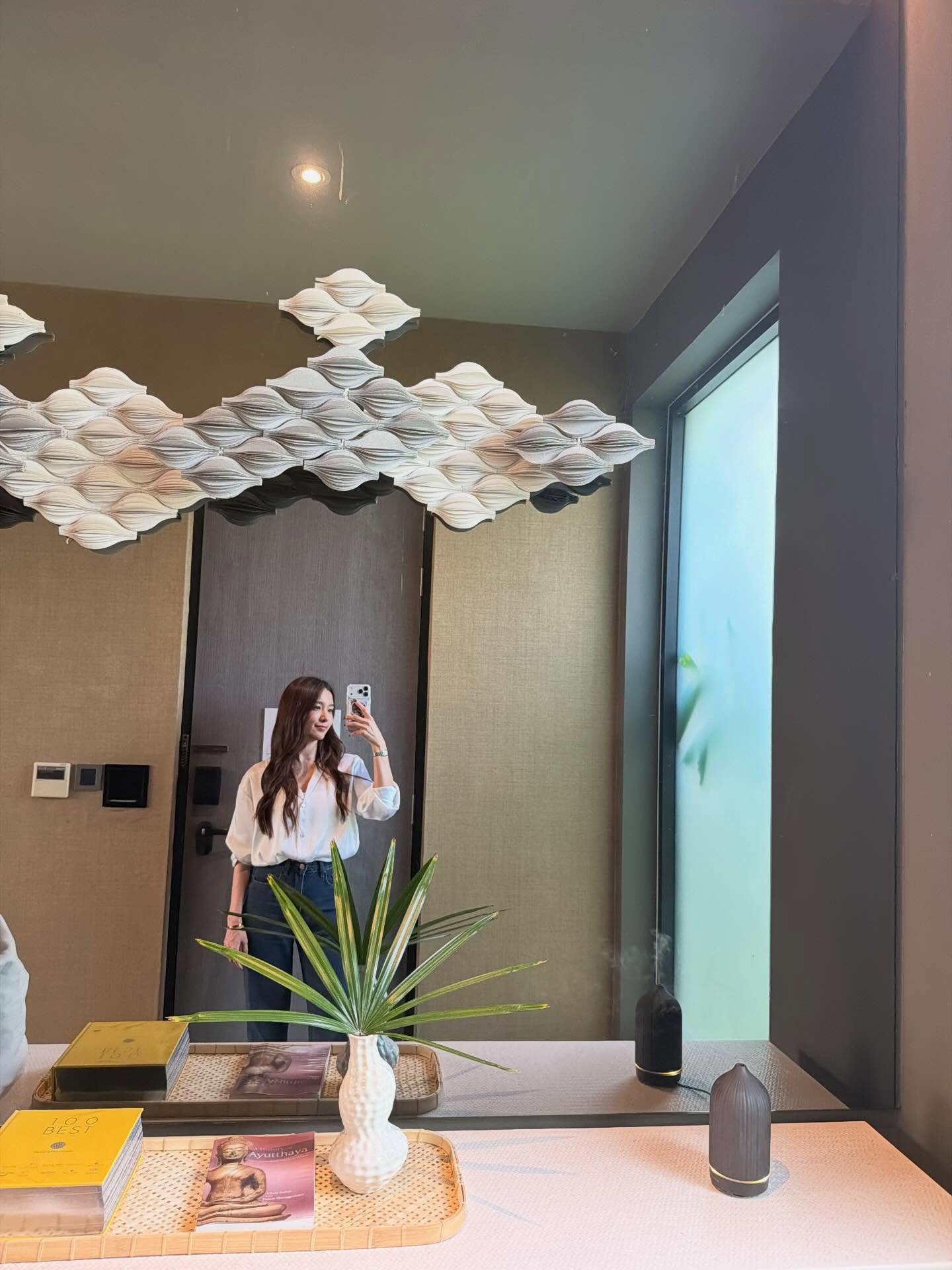 เฟิร์น - นพจิรา ฤกษ์ขจรนามกุล