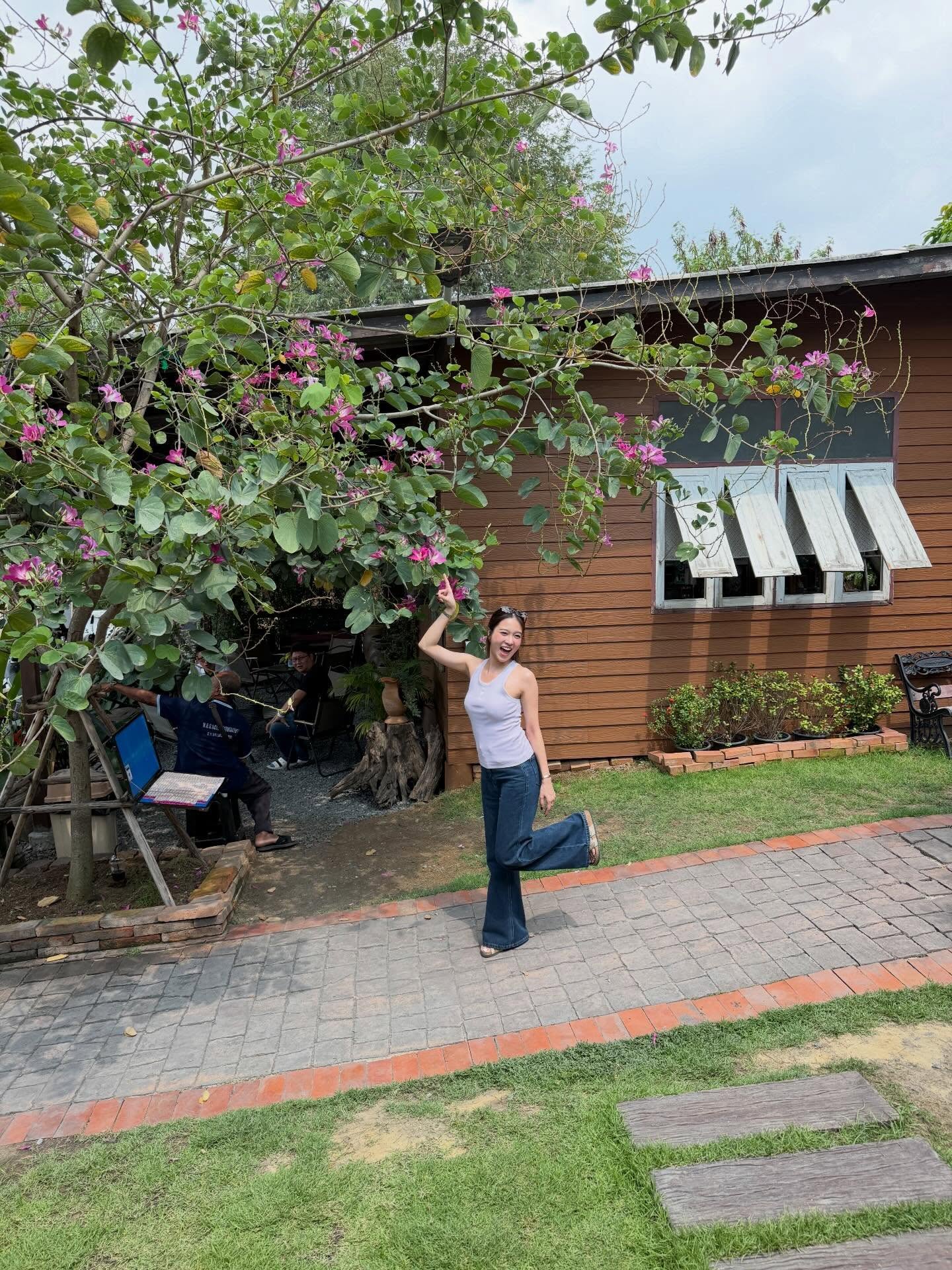 เฟิร์น - นพจิรา ฤกษ์ขจรนามกุล