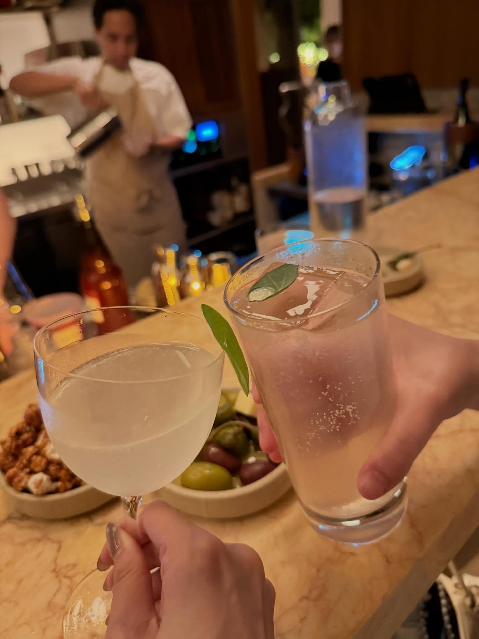 เฟิร์น - นพจิรา ฤกษ์ขจรนามกุล