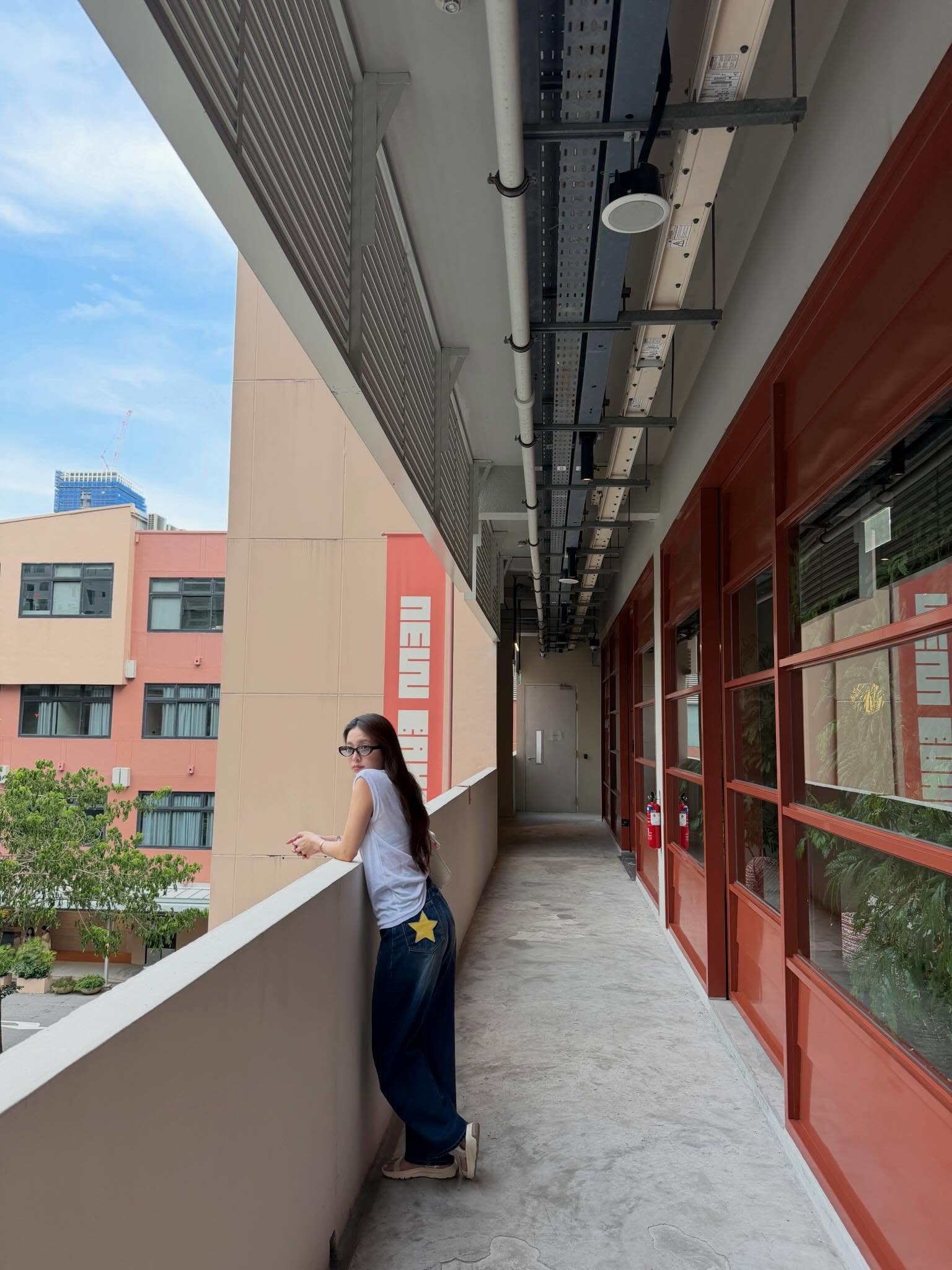 เฟิร์น - นพจิรา ฤกษ์ขจรนามกุล