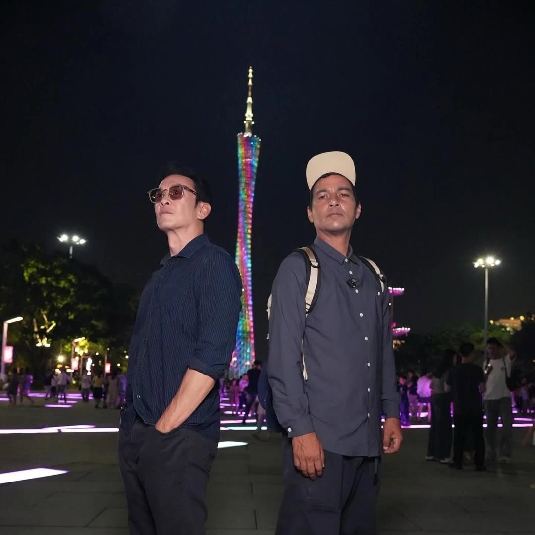 ชาคริต แย้มนาม