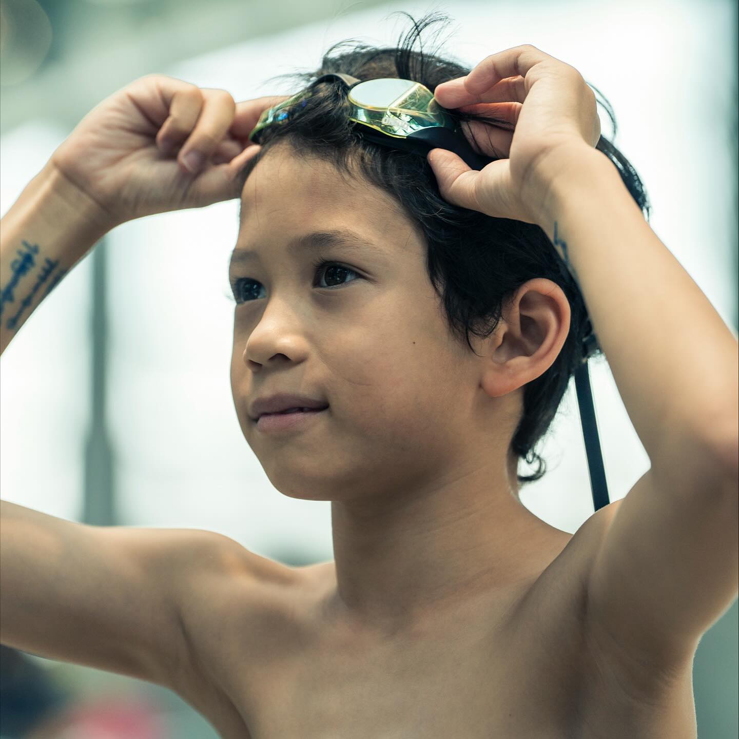 ชาคริต แย้มนาม