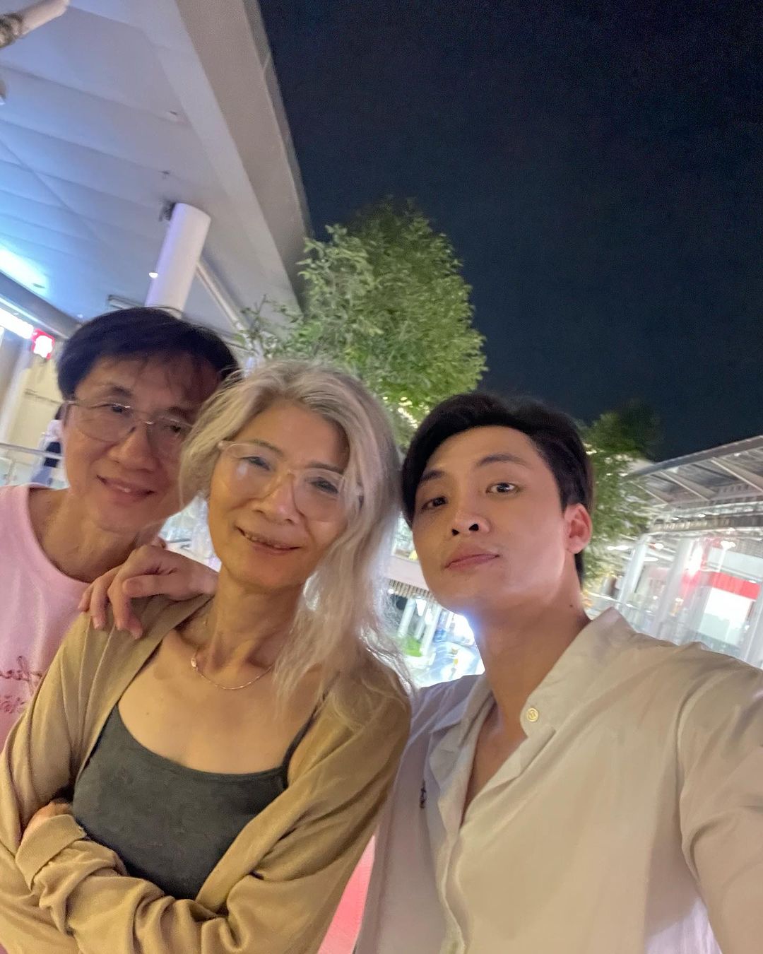 มีน - พีรวิชญ์ อรรถชิตสถาพร