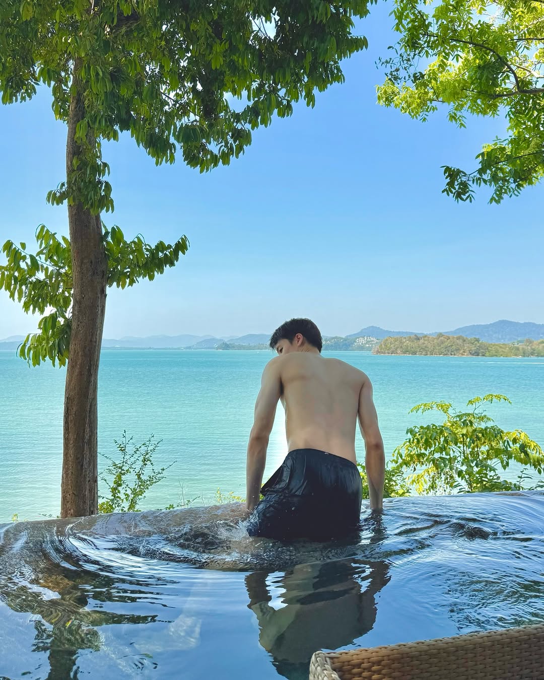 มีน - พีรวิชญ์ อรรถชิตสถาพร