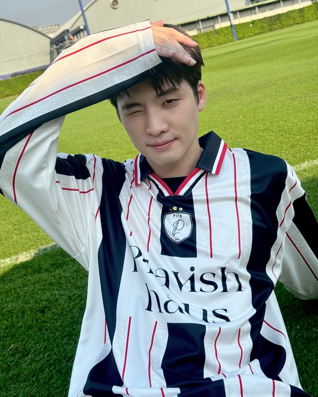 มีน - พีรวิชญ์ อรรถชิตสถาพร