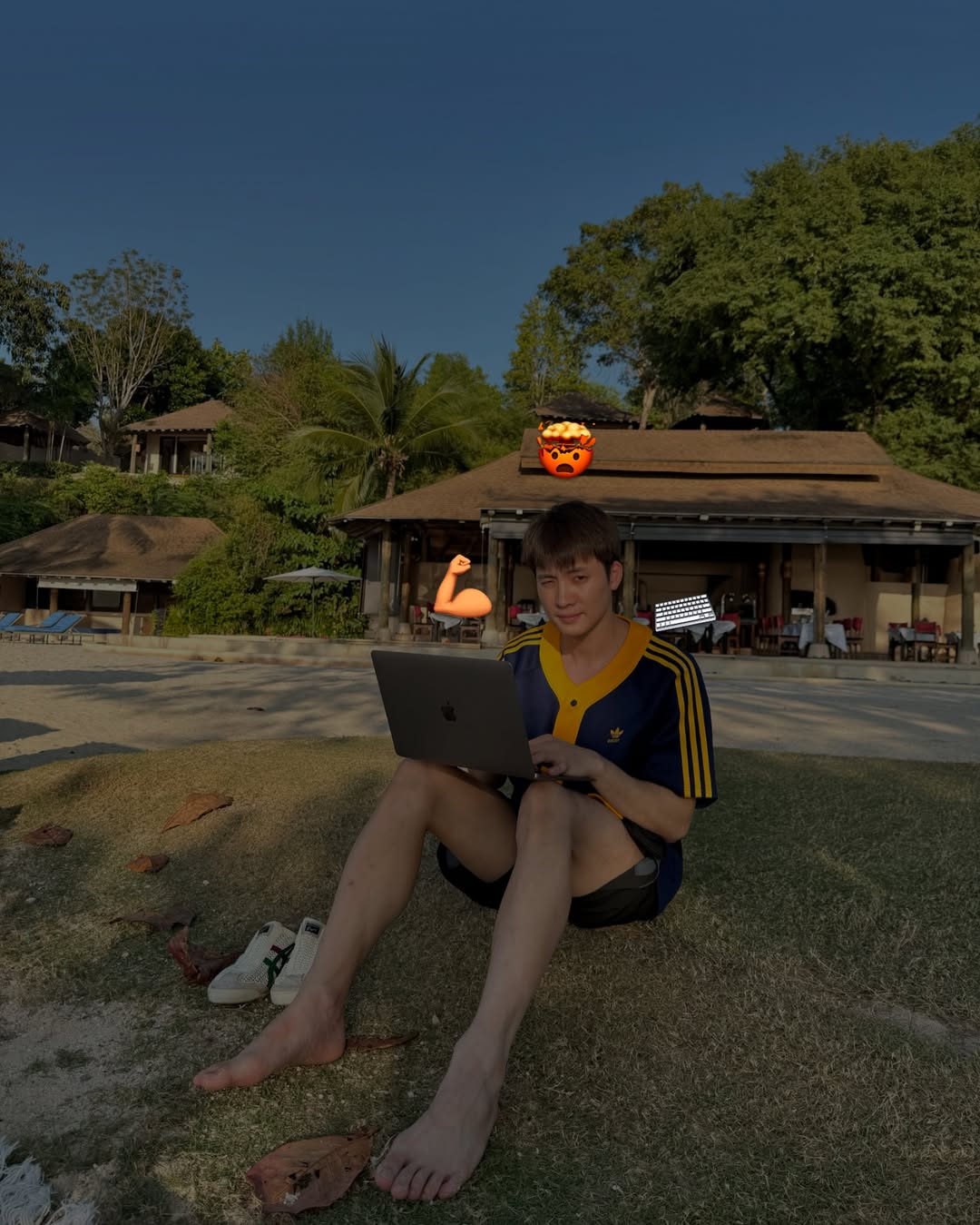 มีน - พีรวิชญ์ อรรถชิตสถาพร
