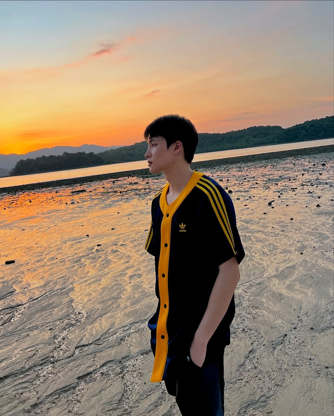 มีน - พีรวิชญ์ อรรถชิตสถาพร