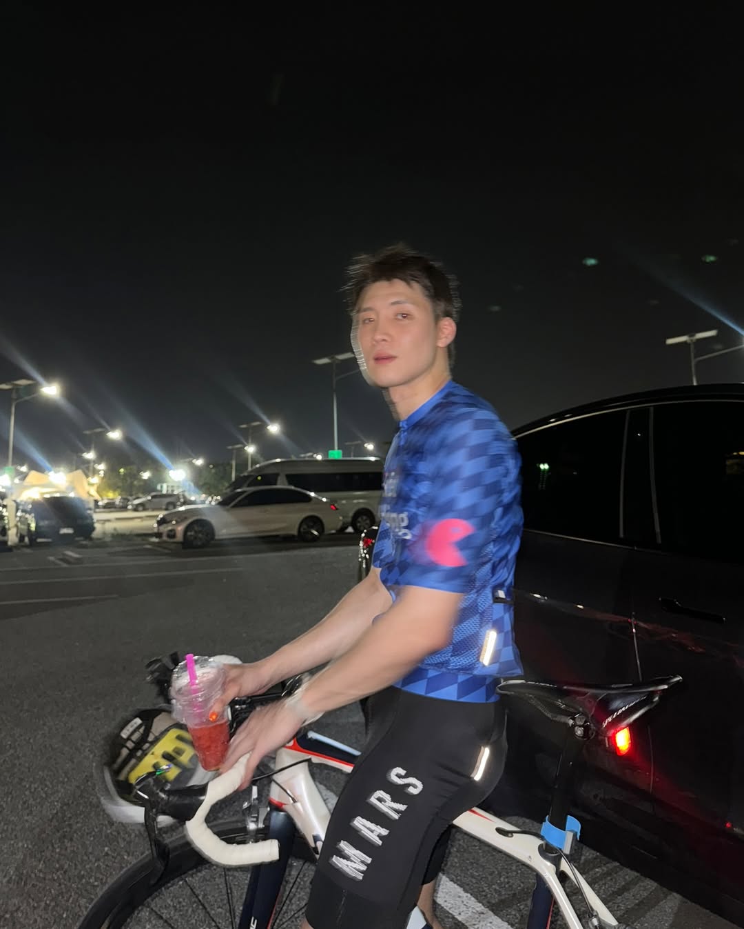 มีน - พีรวิชญ์ อรรถชิตสถาพร