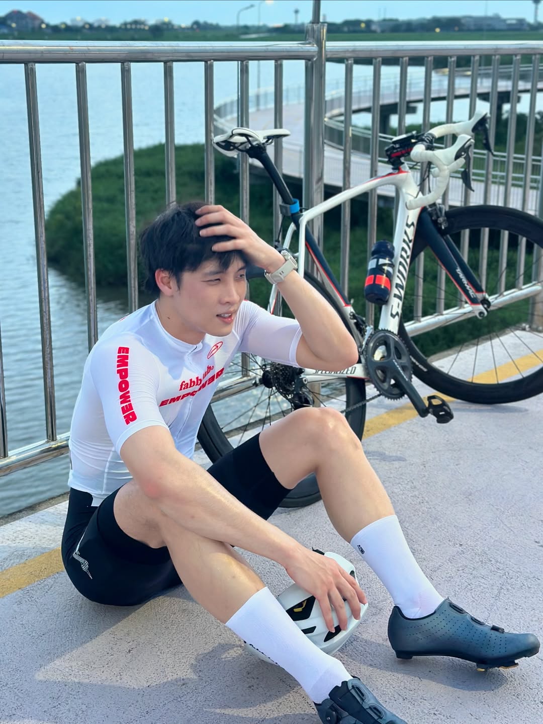 มีน - พีรวิชญ์ อรรถชิตสถาพร