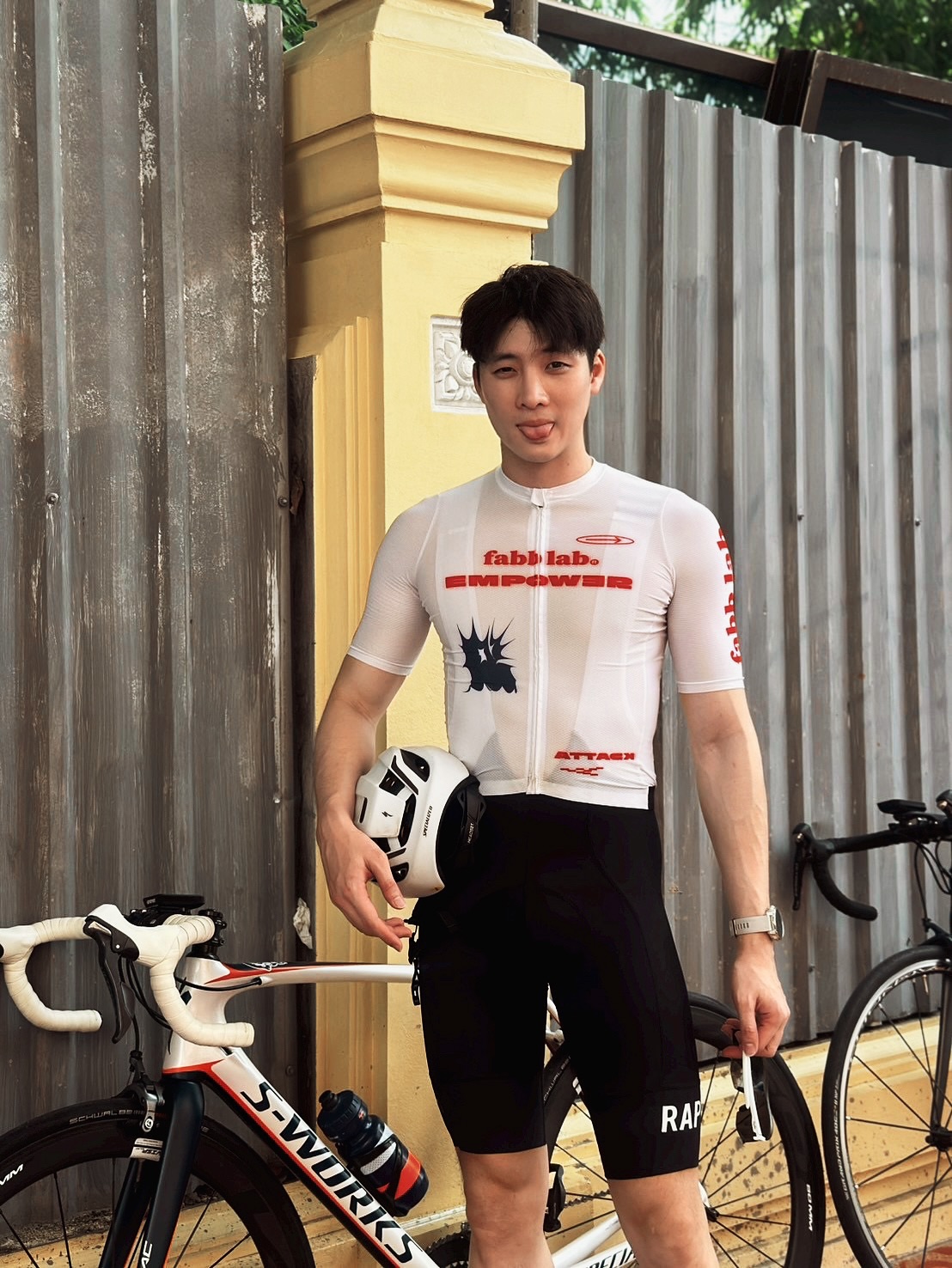 มีน - พีรวิชญ์ อรรถชิตสถาพร