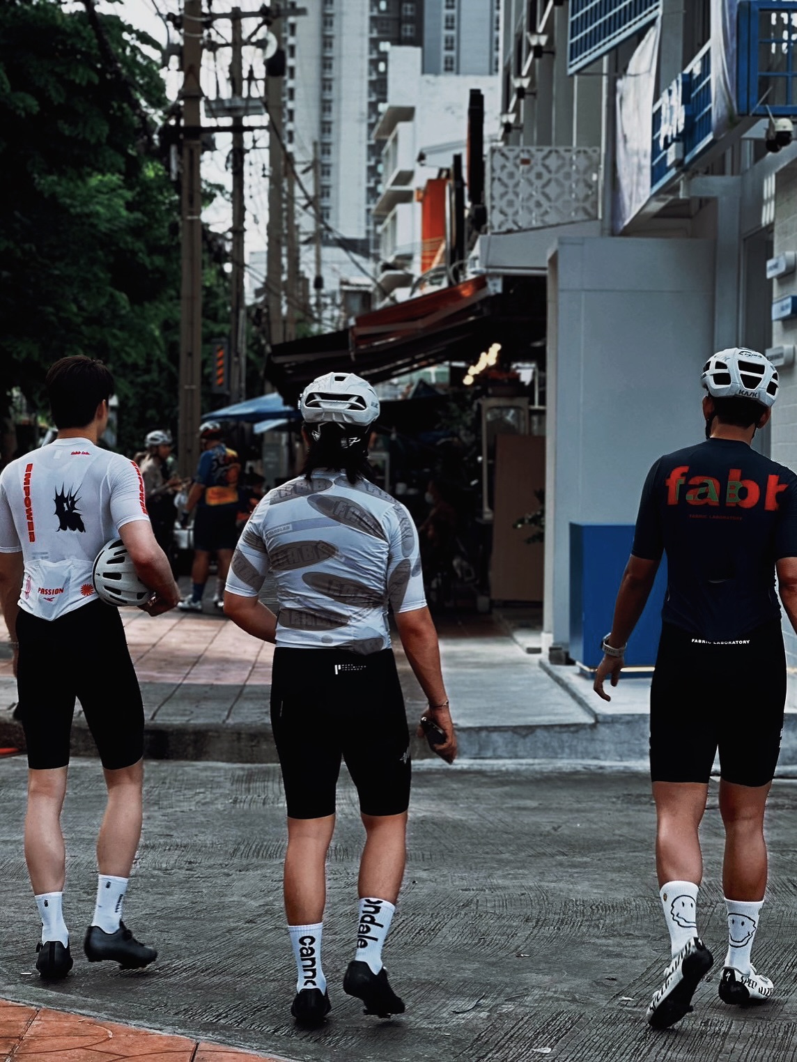มีน - พีรวิชญ์ อรรถชิตสถาพร