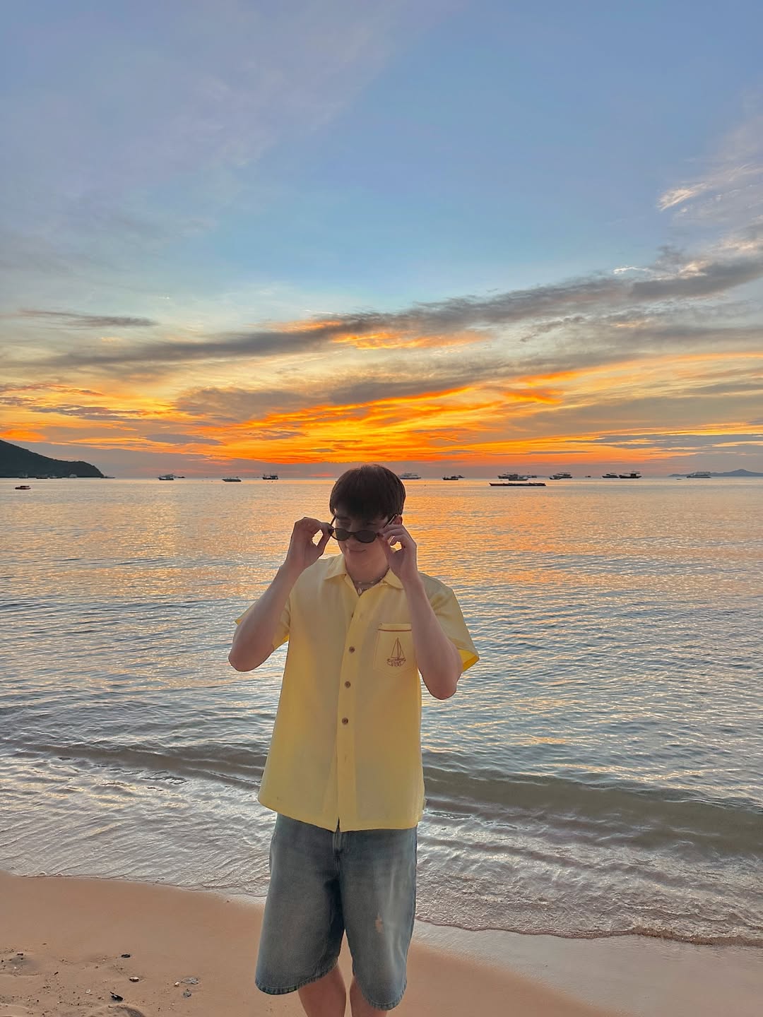 มีน - พีรวิชญ์ อรรถชิตสถาพร