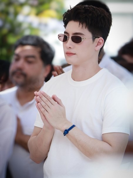 มีน - พีรวิชญ์ อรรถชิตสถาพร