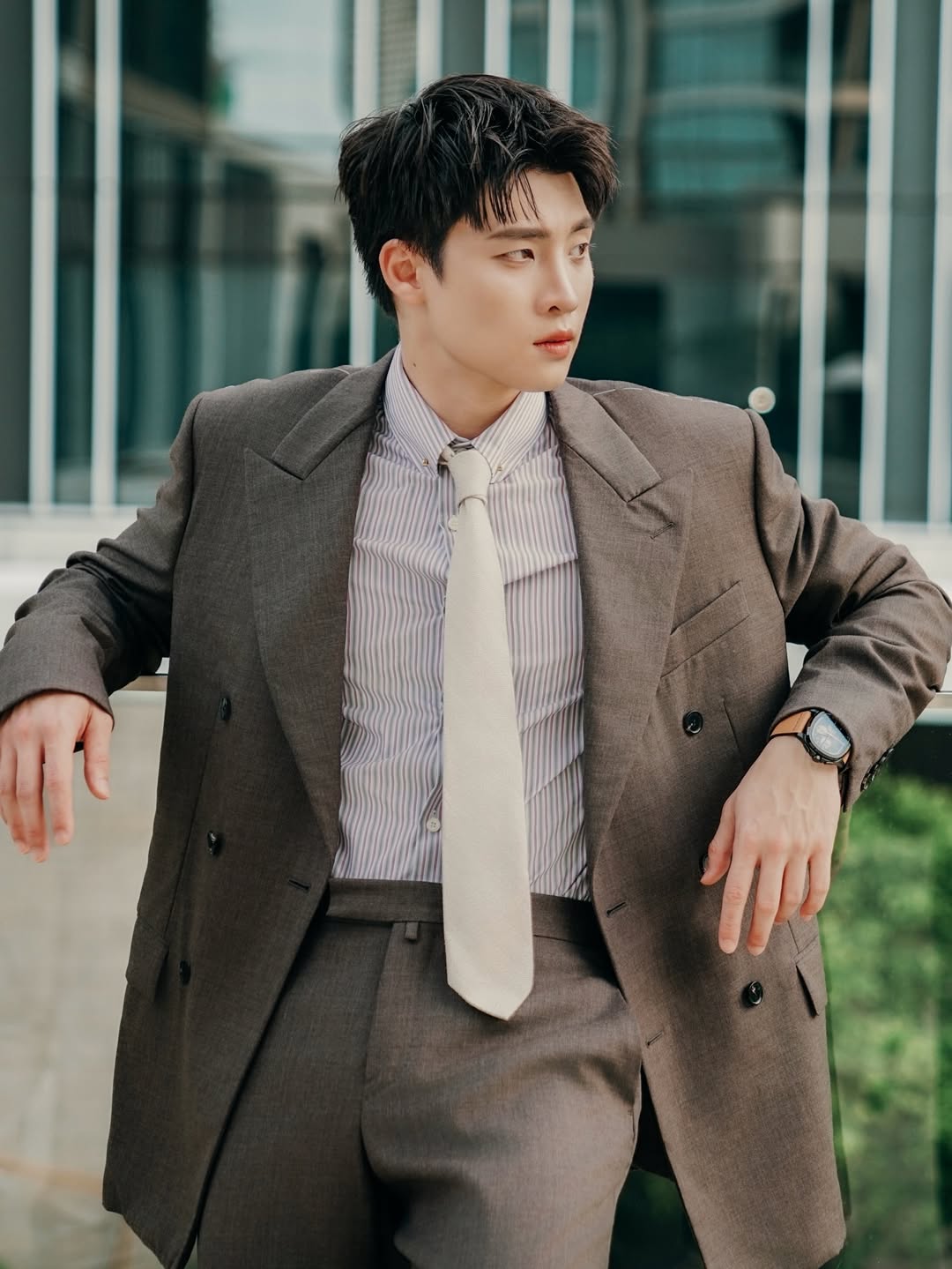มีน - พีรวิชญ์ อรรถชิตสถาพร