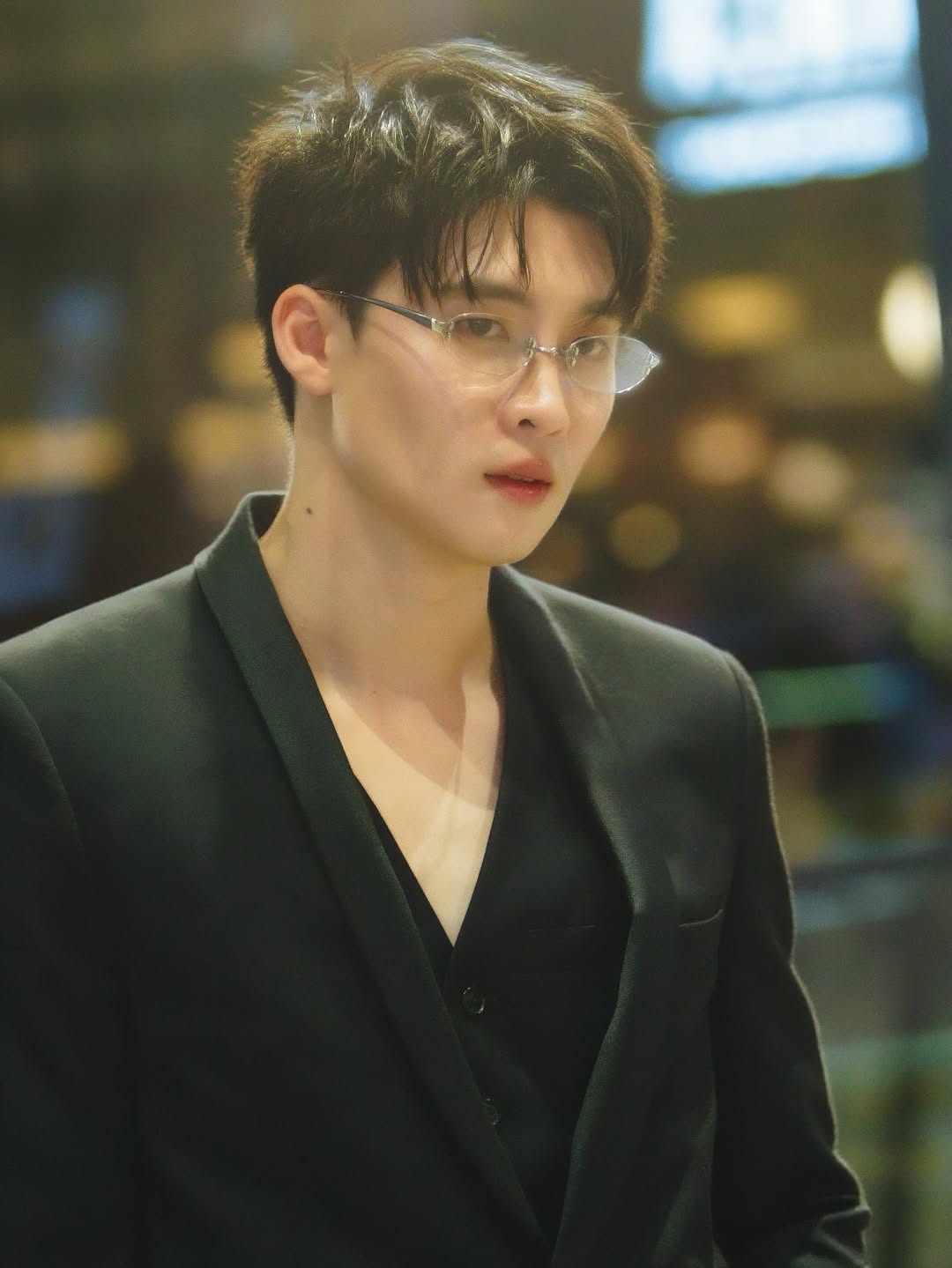 มีน - พีรวิชญ์ อรรถชิตสถาพร