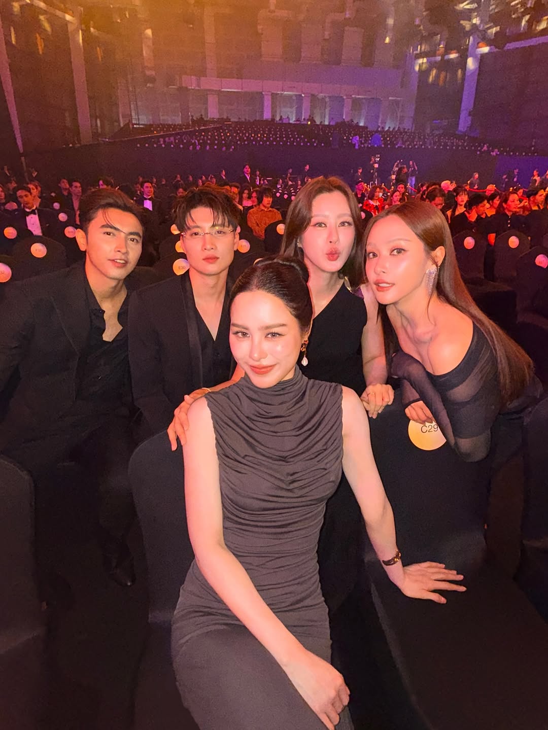 มีน - พีรวิชญ์ อรรถชิตสถาพร