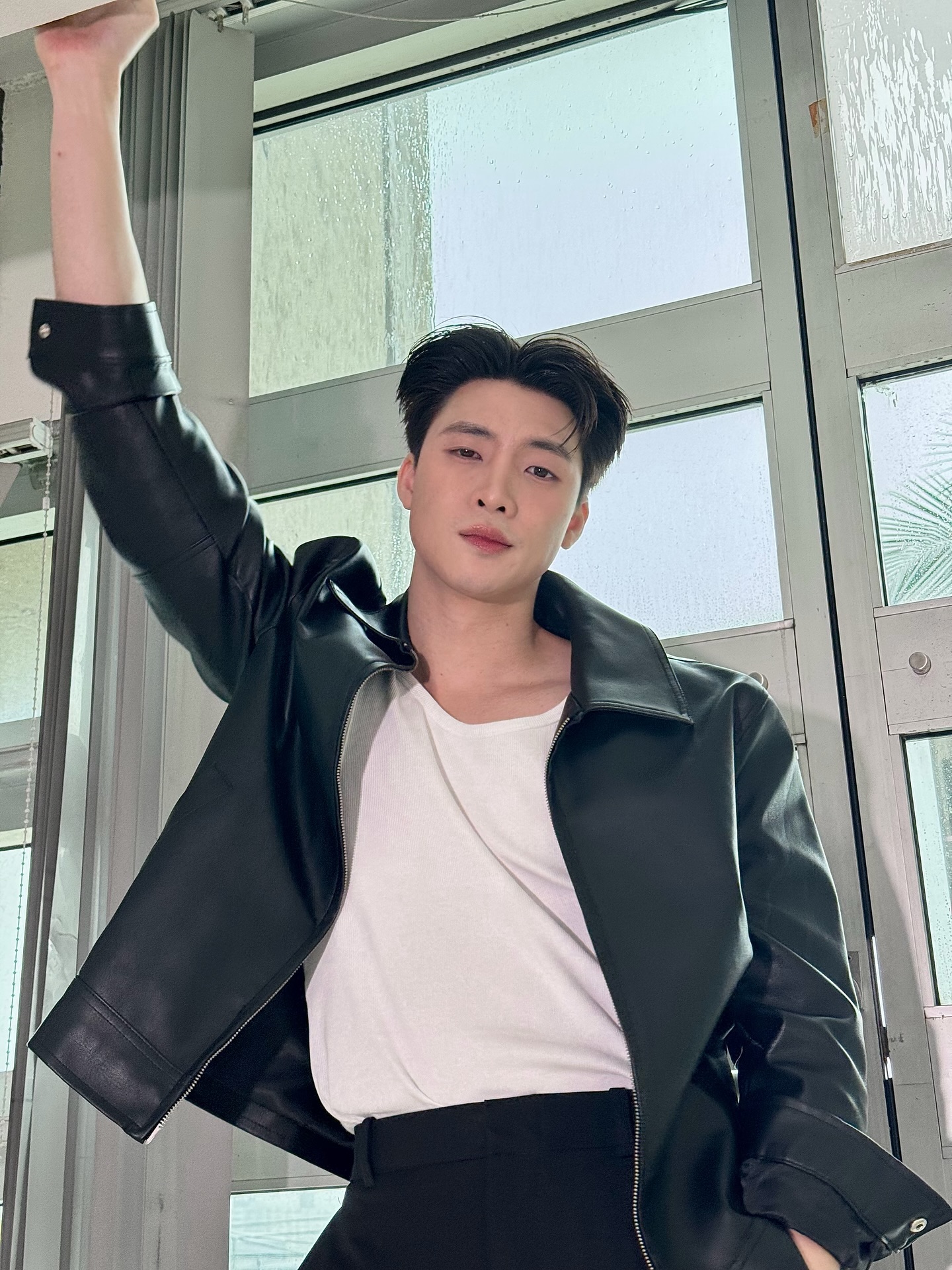 มีน - พีรวิชญ์ อรรถชิตสถาพร