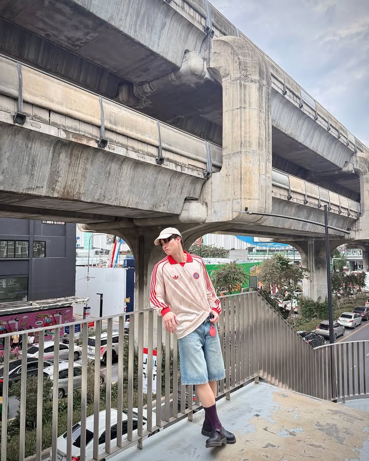 มีน - พีรวิชญ์ อรรถชิตสถาพร