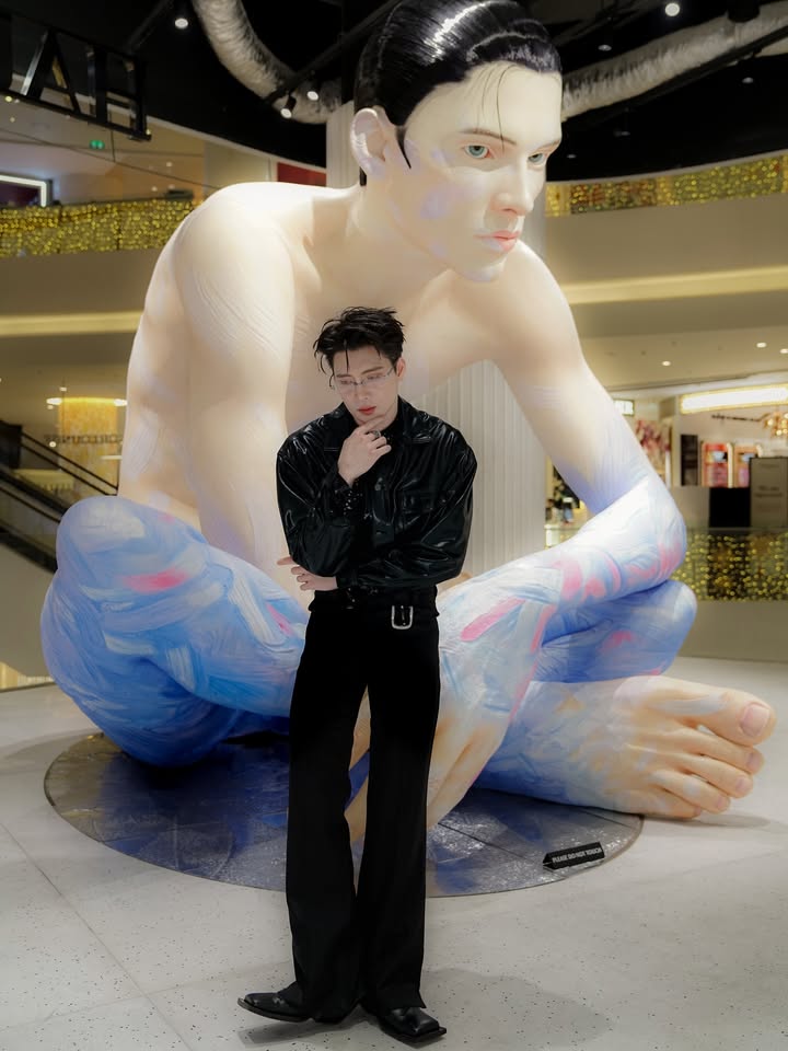 มีน - พีรวิชญ์ อรรถชิตสถาพร