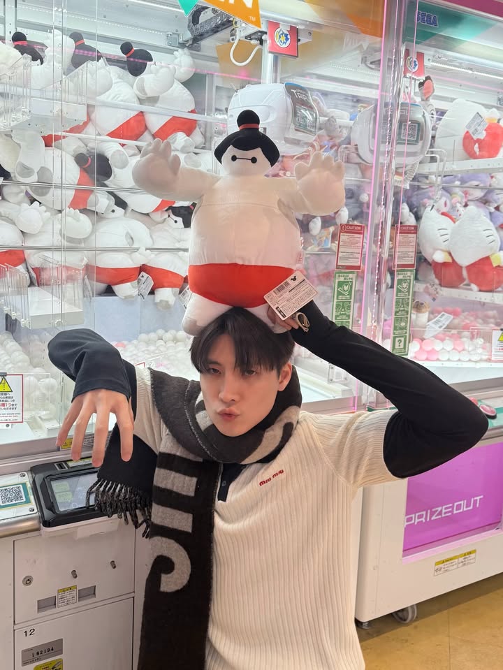 มีน - พีรวิชญ์ อรรถชิตสถาพร