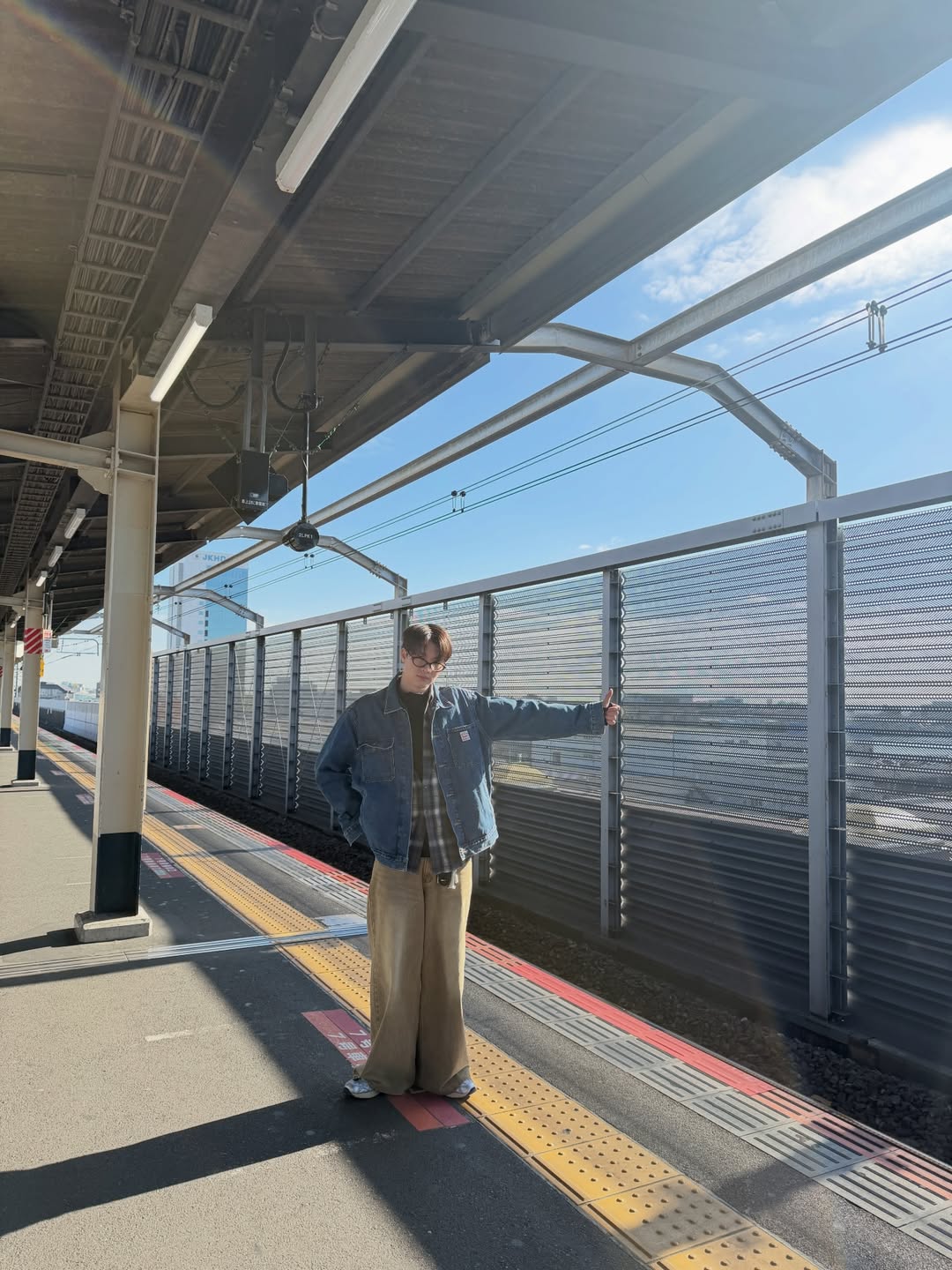 มีน - พีรวิชญ์ อรรถชิตสถาพร