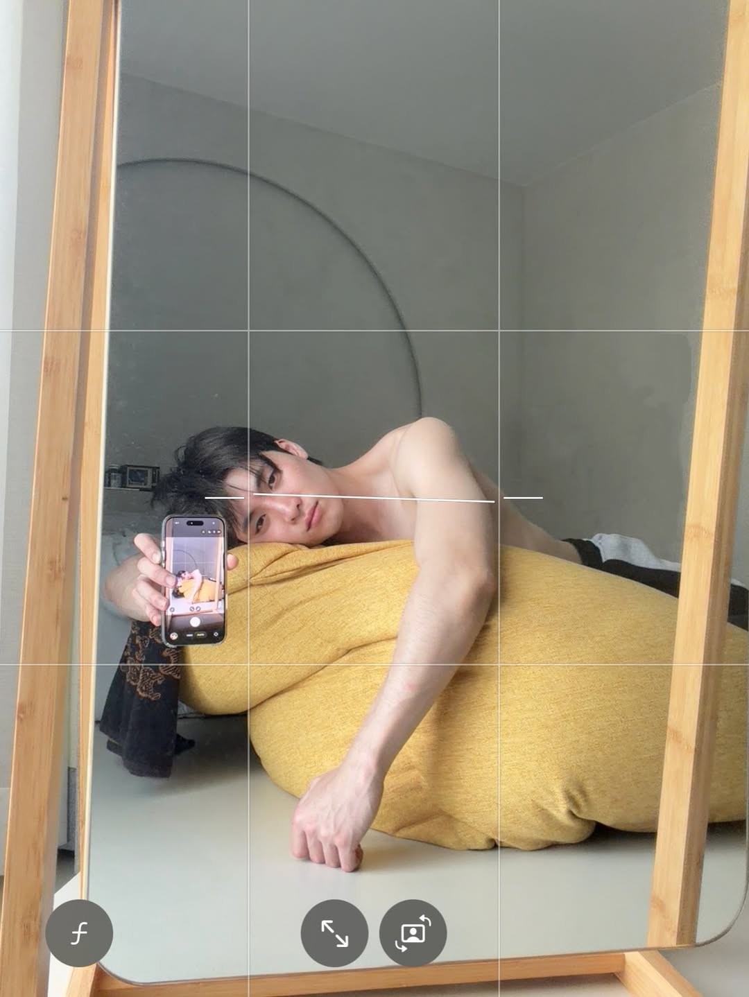 มีน - พีรวิชญ์ อรรถชิตสถาพร