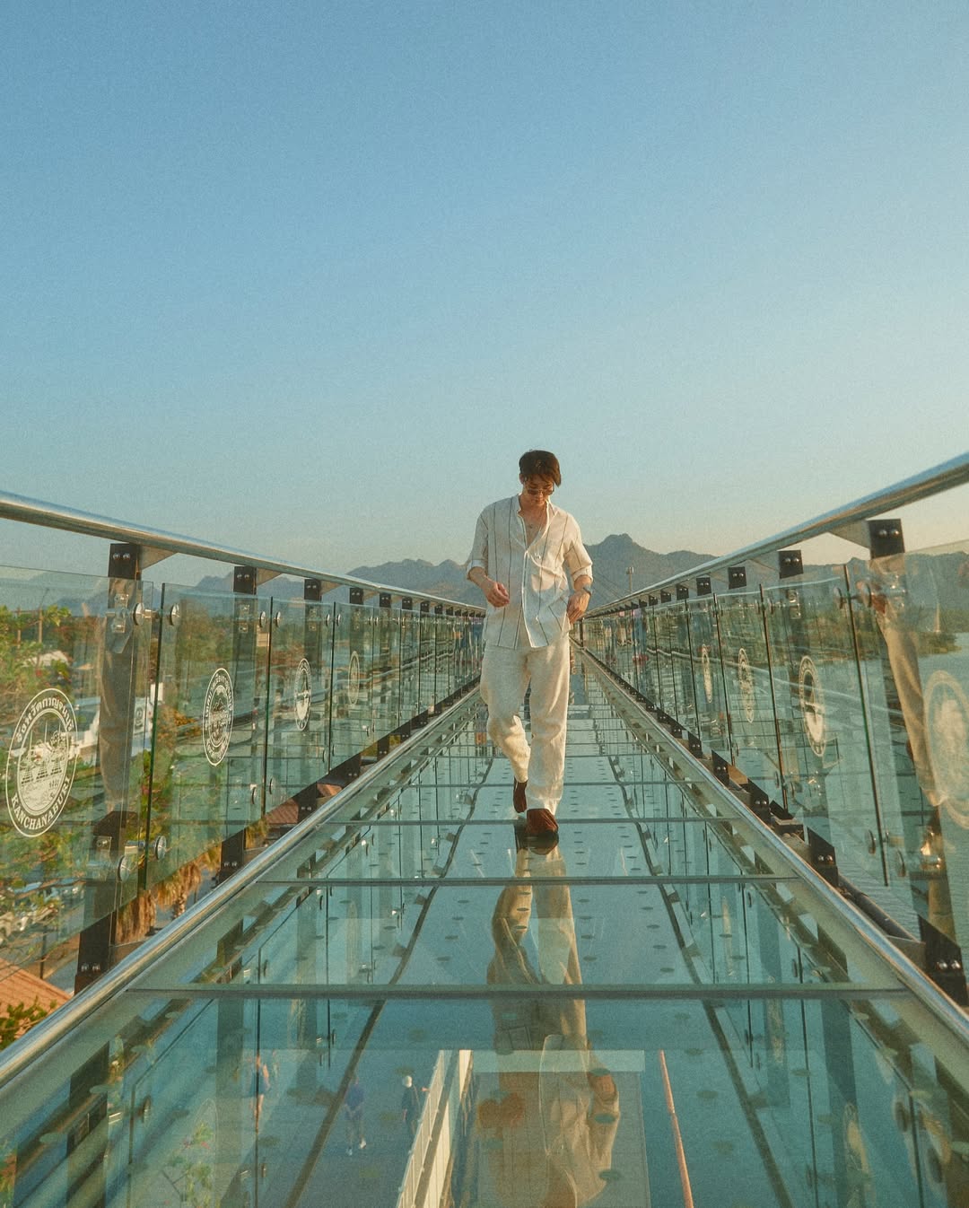 มีน - พีรวิชญ์ อรรถชิตสถาพร