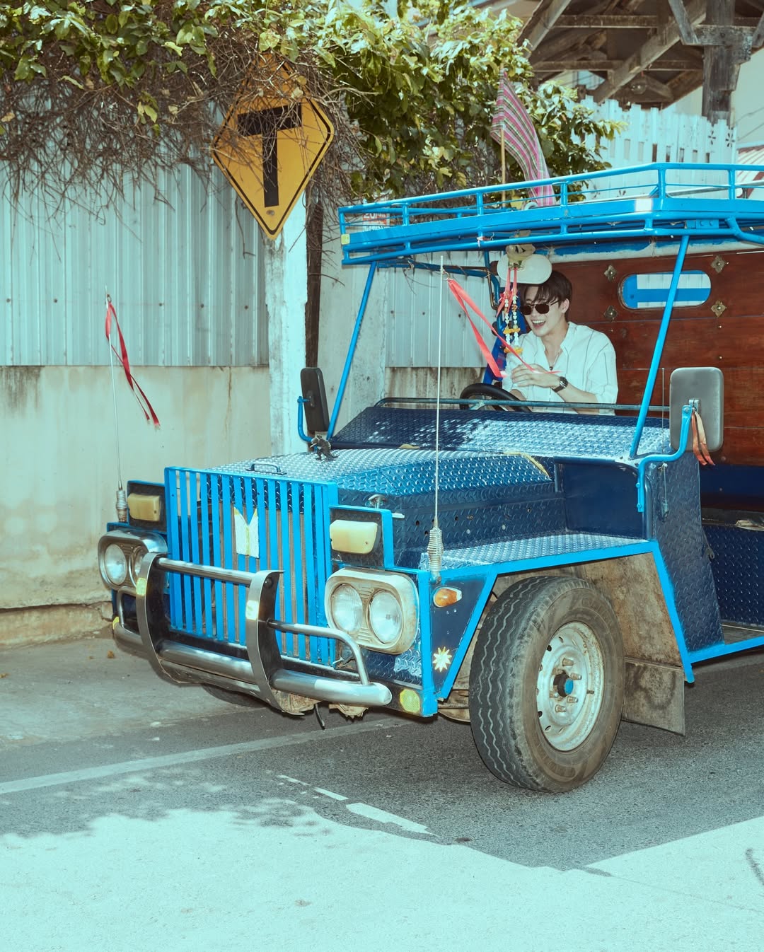 มีน - พีรวิชญ์ อรรถชิตสถาพร