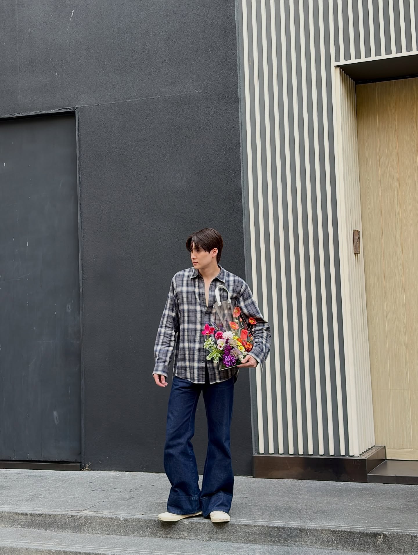 มีน - พีรวิชญ์ อรรถชิตสถาพร