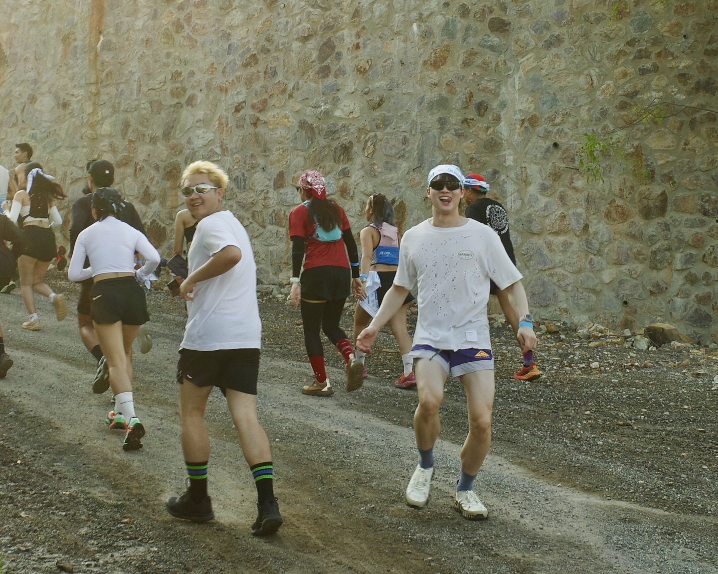 มีน - พีรวิชญ์ อรรถชิตสถาพร