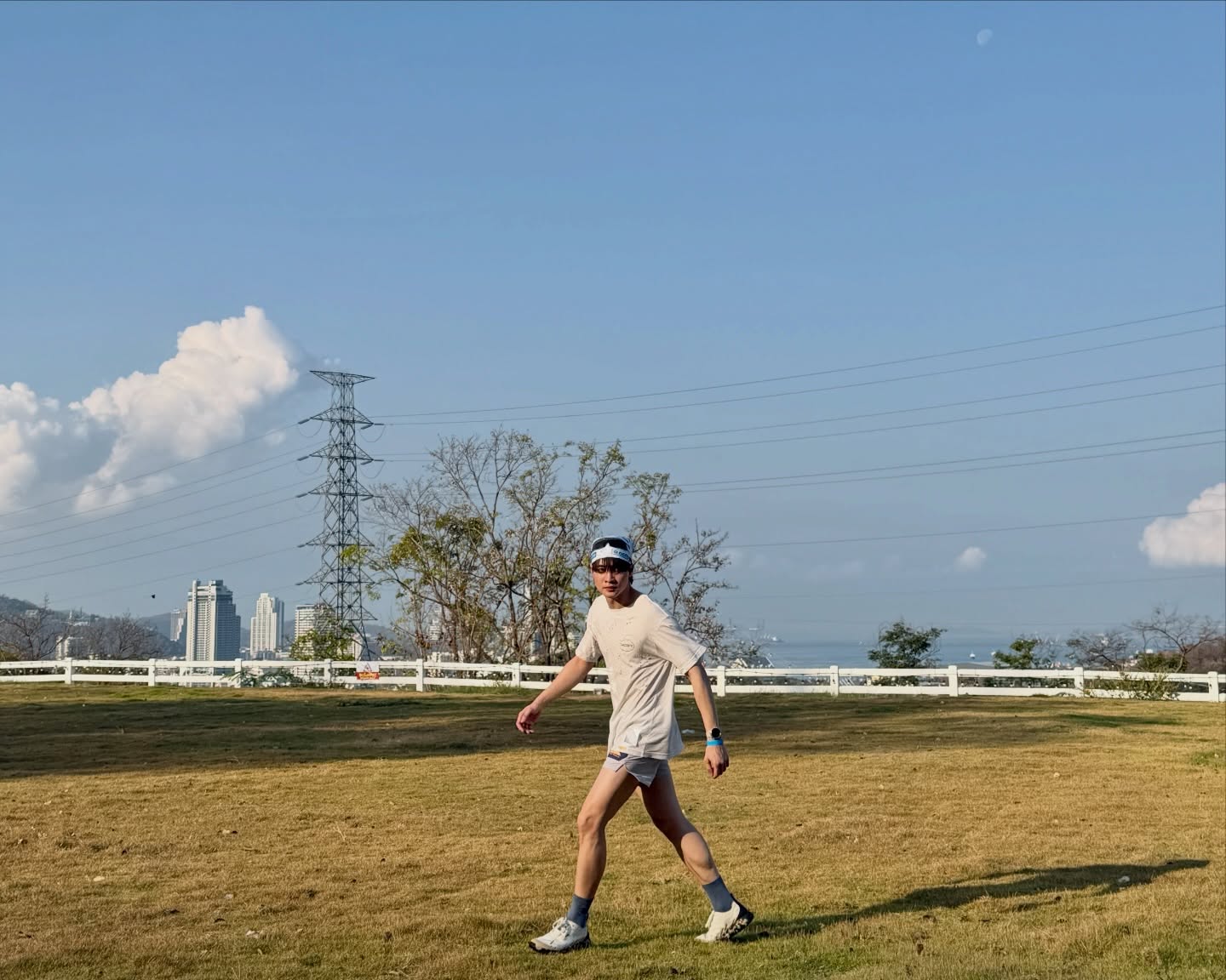 มีน - พีรวิชญ์ อรรถชิตสถาพร
