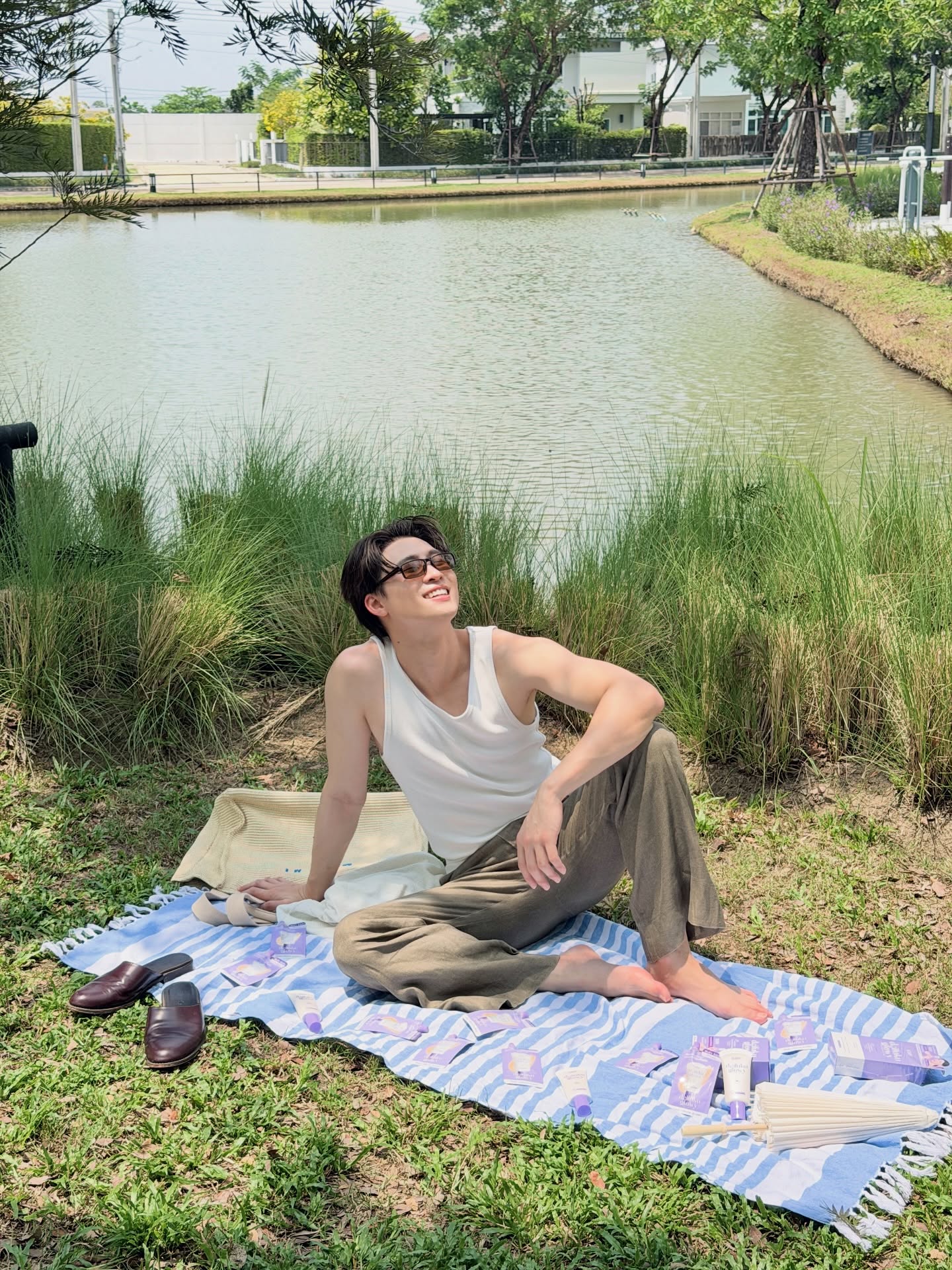 มีน - พีรวิชญ์ อรรถชิตสถาพร